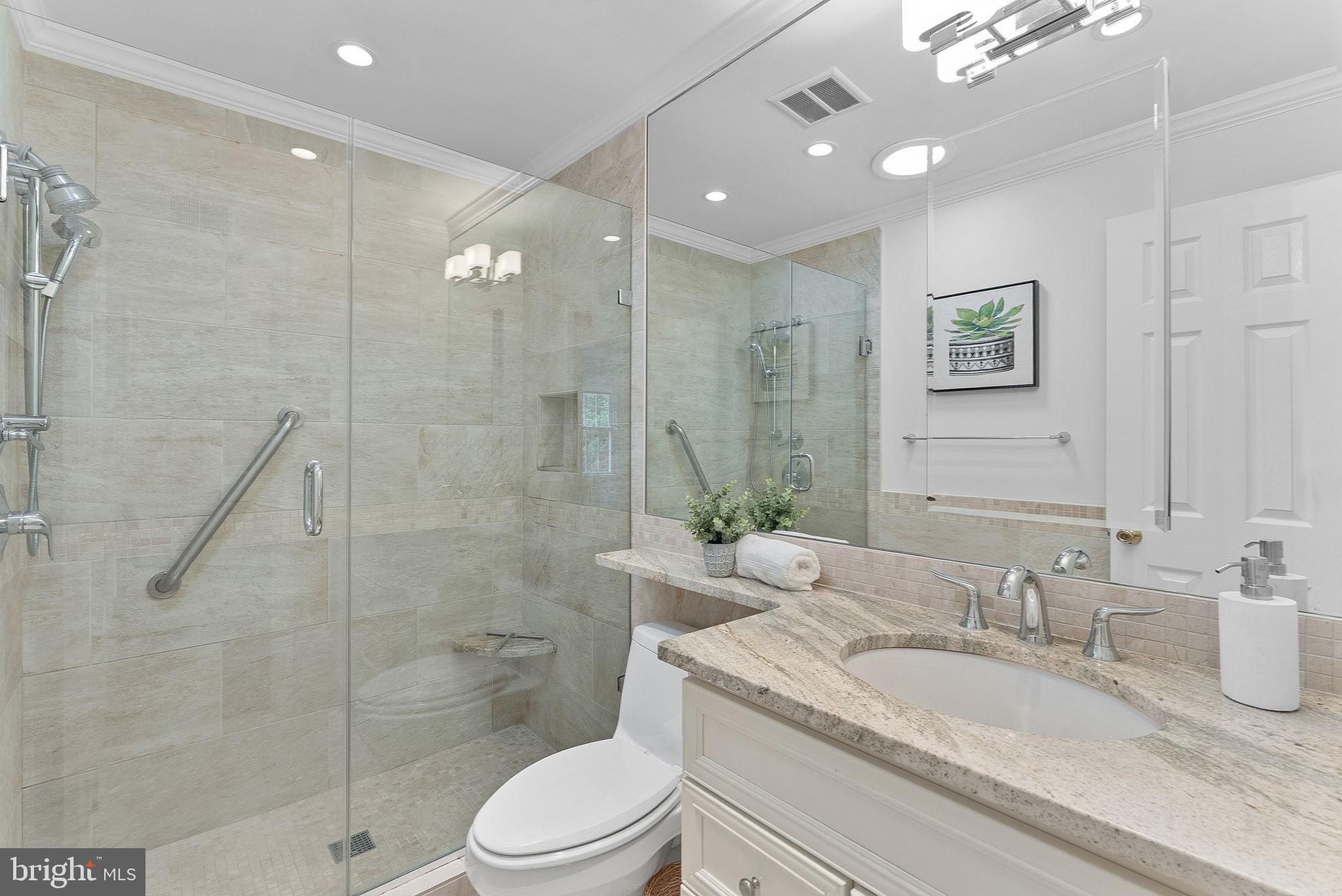 WESTMORELAND SQUARE - Residential