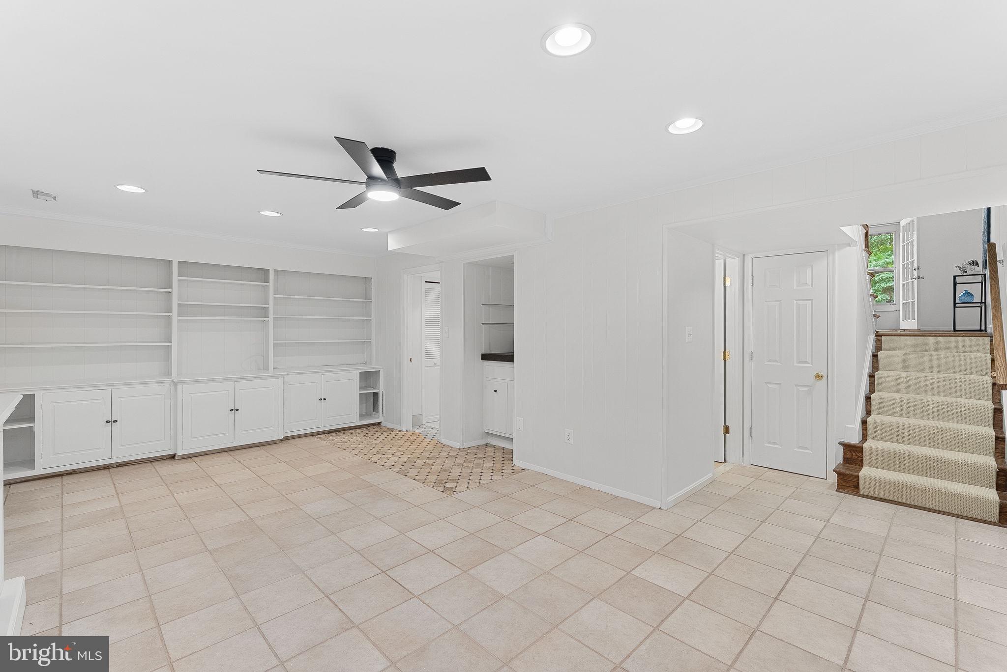 WESTMORELAND SQUARE - Residential