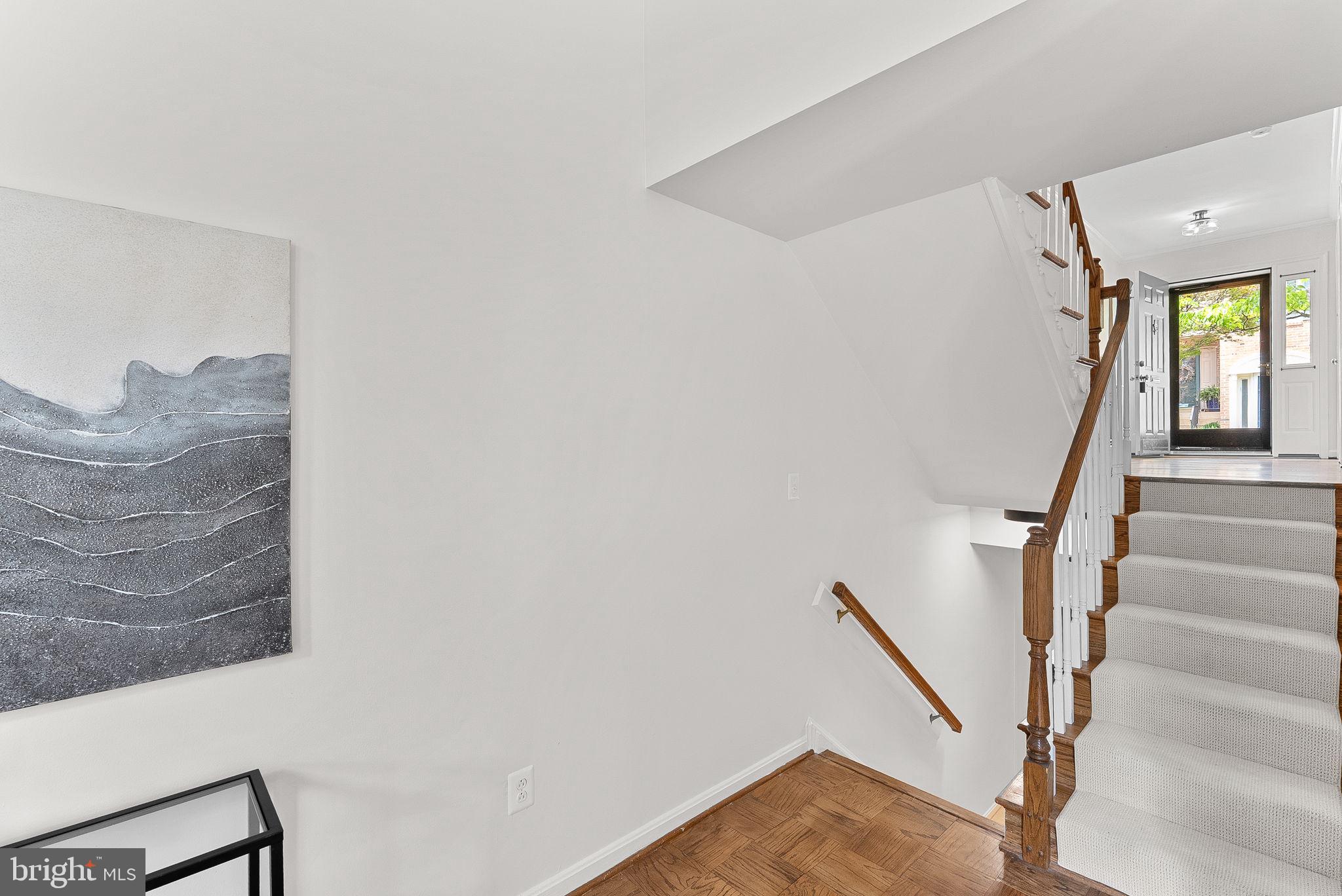 WESTMORELAND SQUARE - Residential