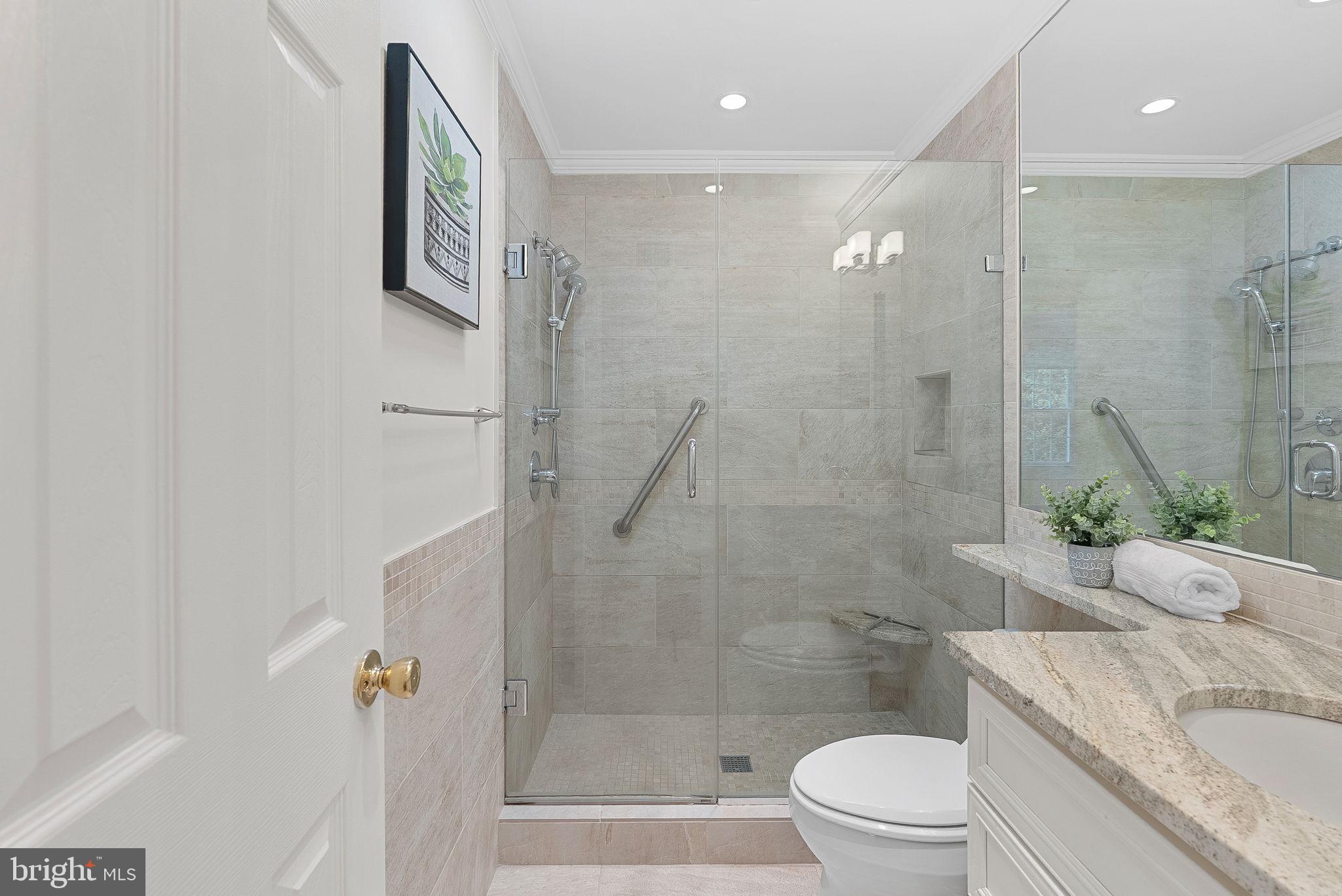 WESTMORELAND SQUARE - Residential