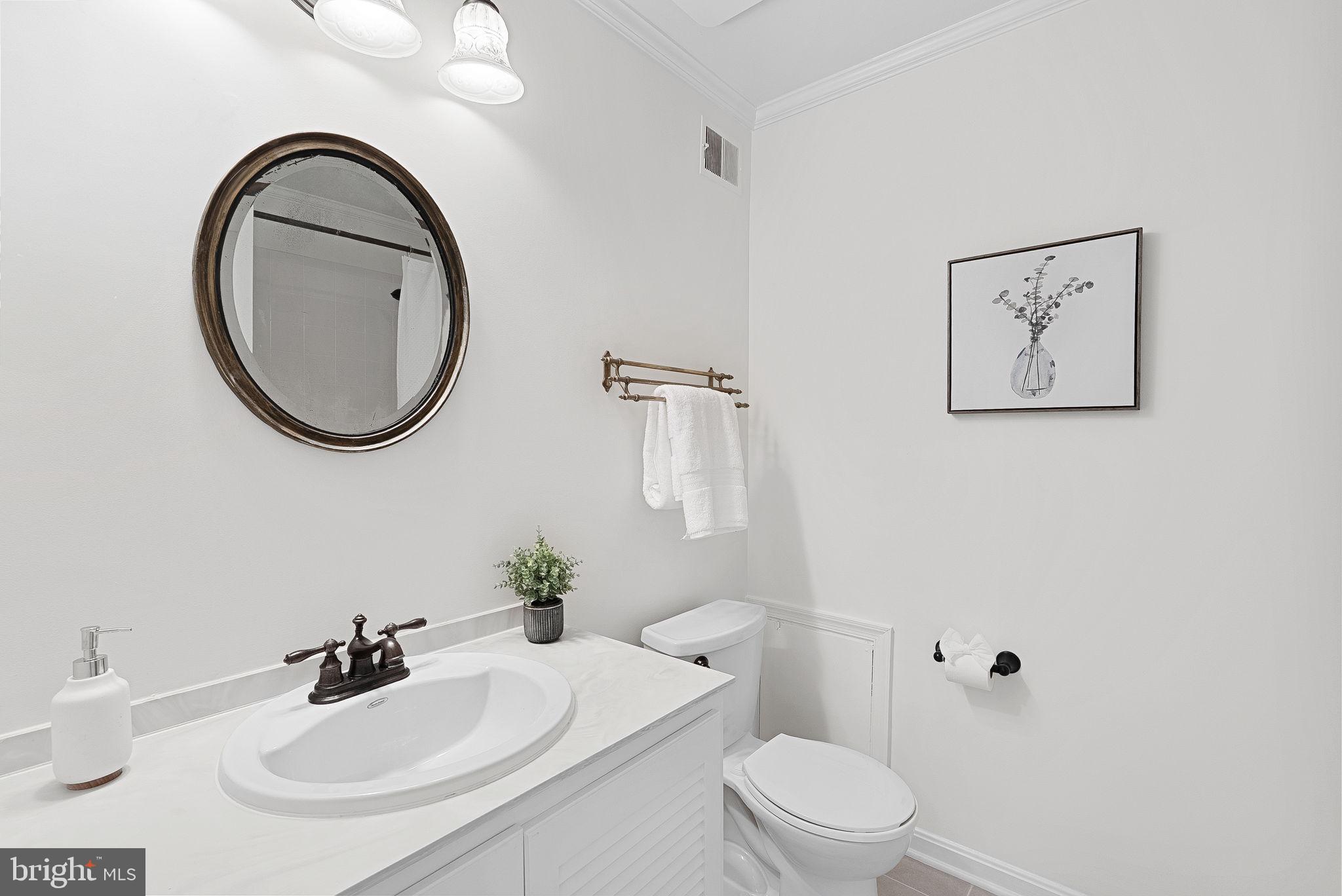 WESTMORELAND SQUARE - Residential