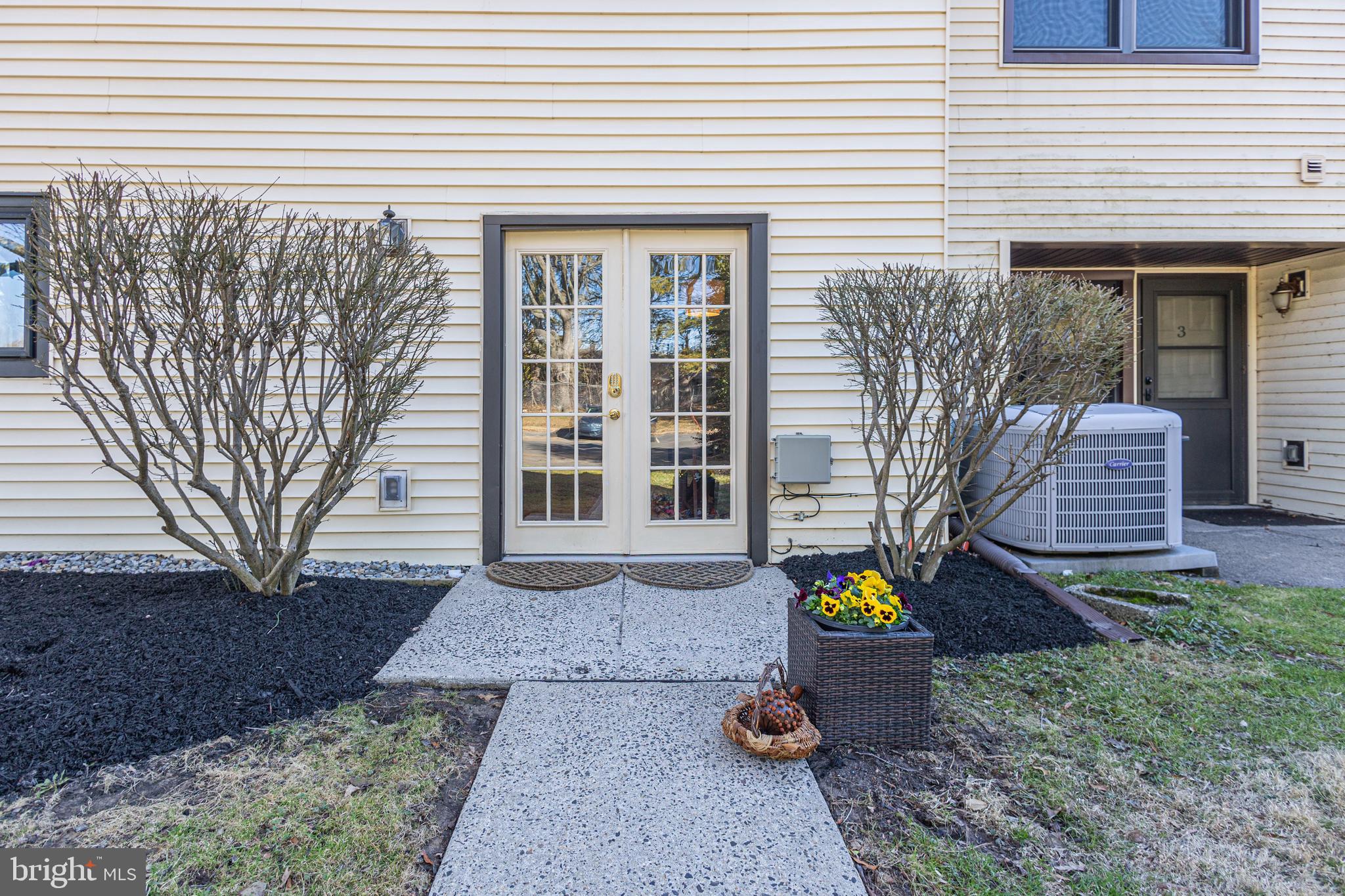 BROOKSIDE - Residential