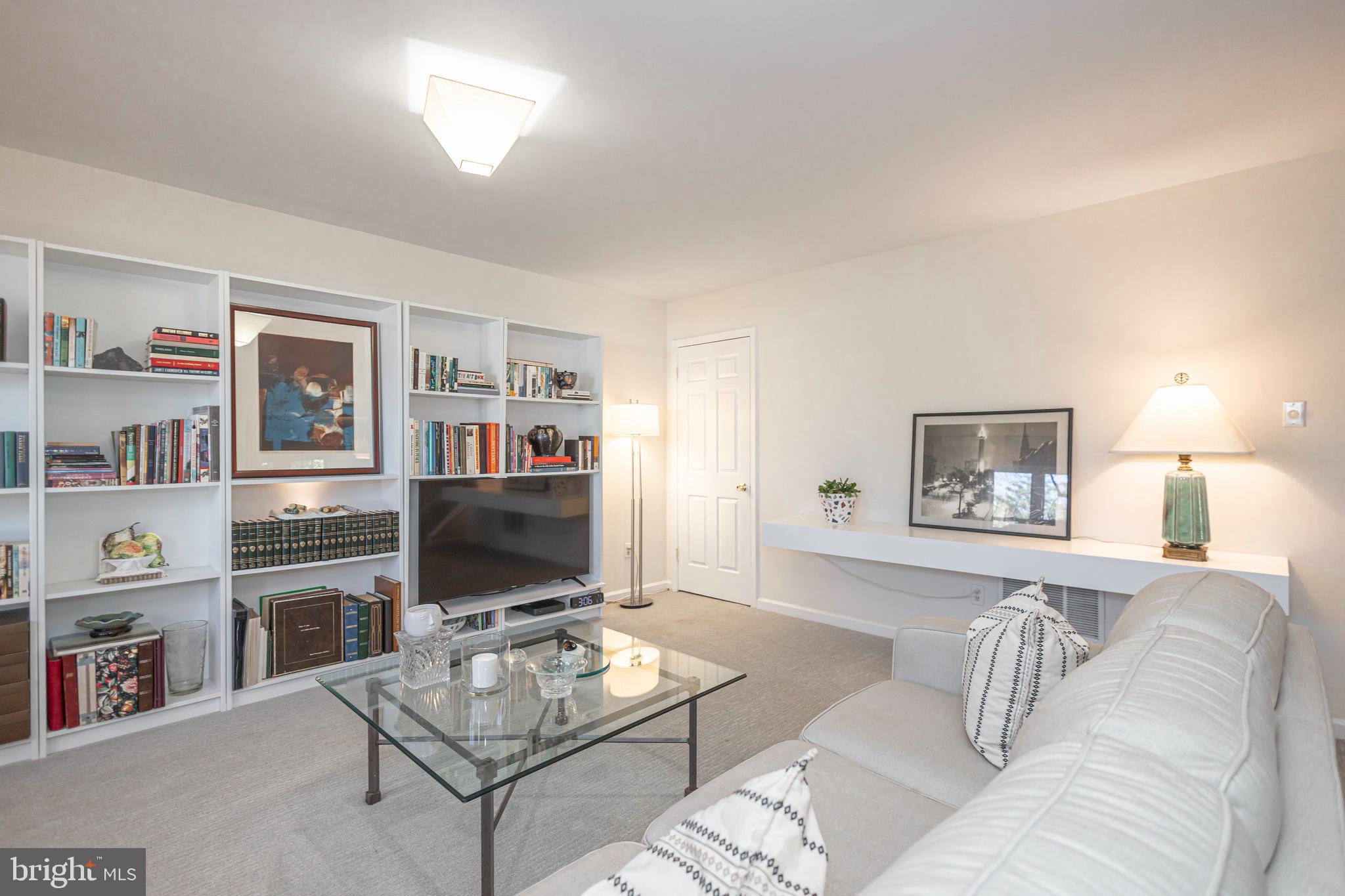 BROOKSIDE - Residential