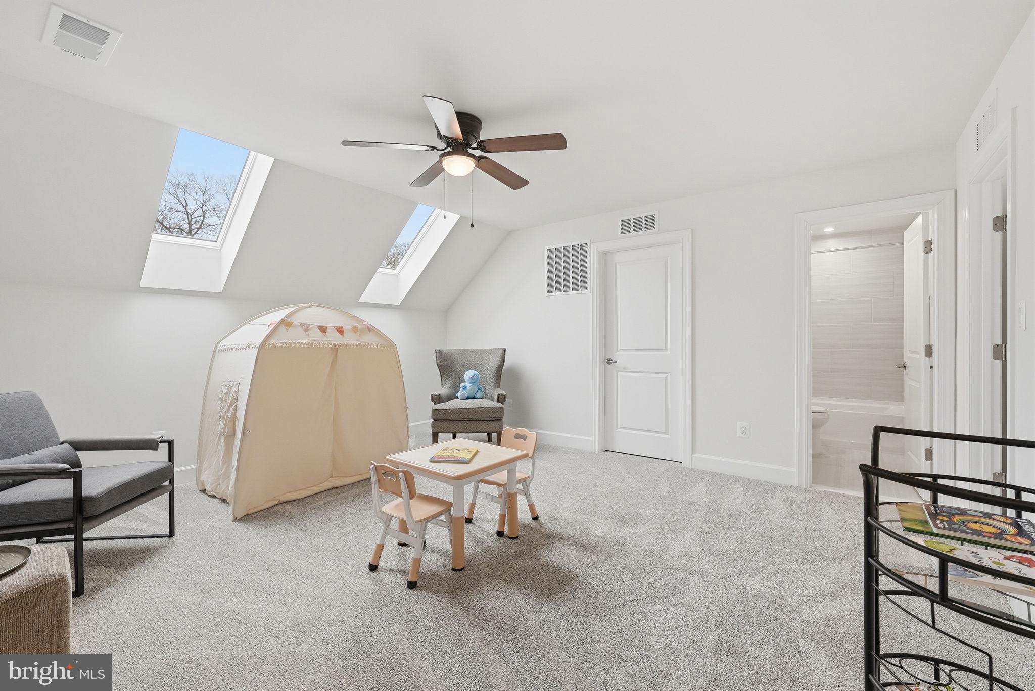 43065 GREELEY SQUARE