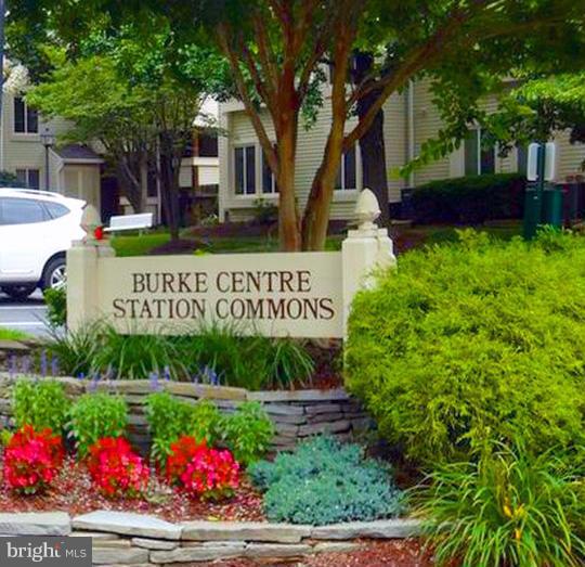 BURKE CENTRE STATION COMMONS - Residential