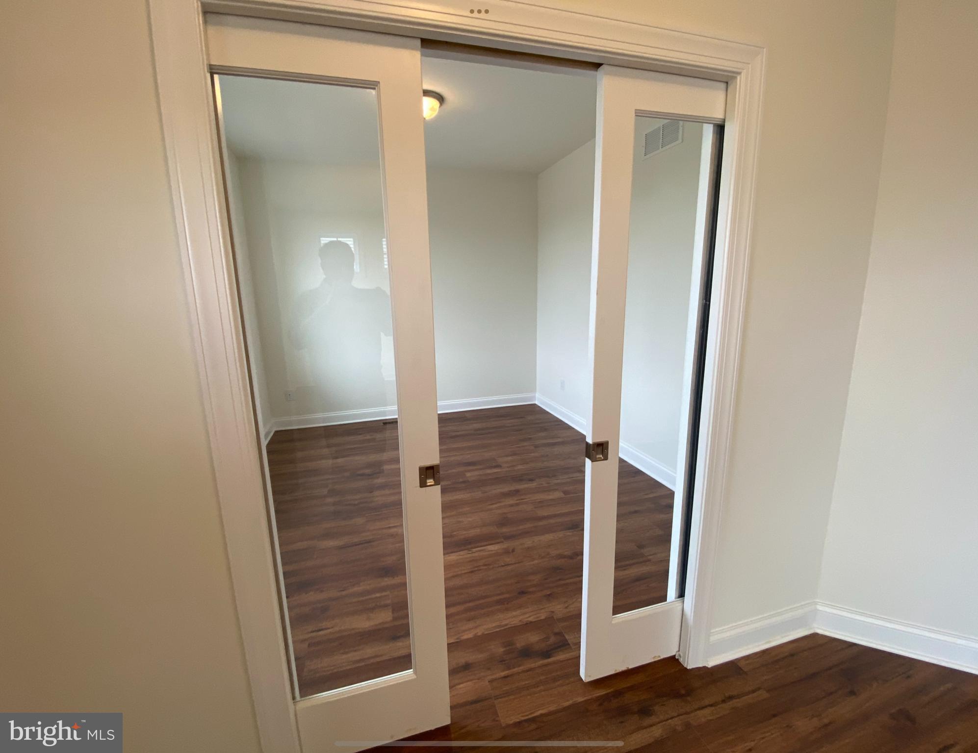 8 RUSSELL SQUARE DRIVE