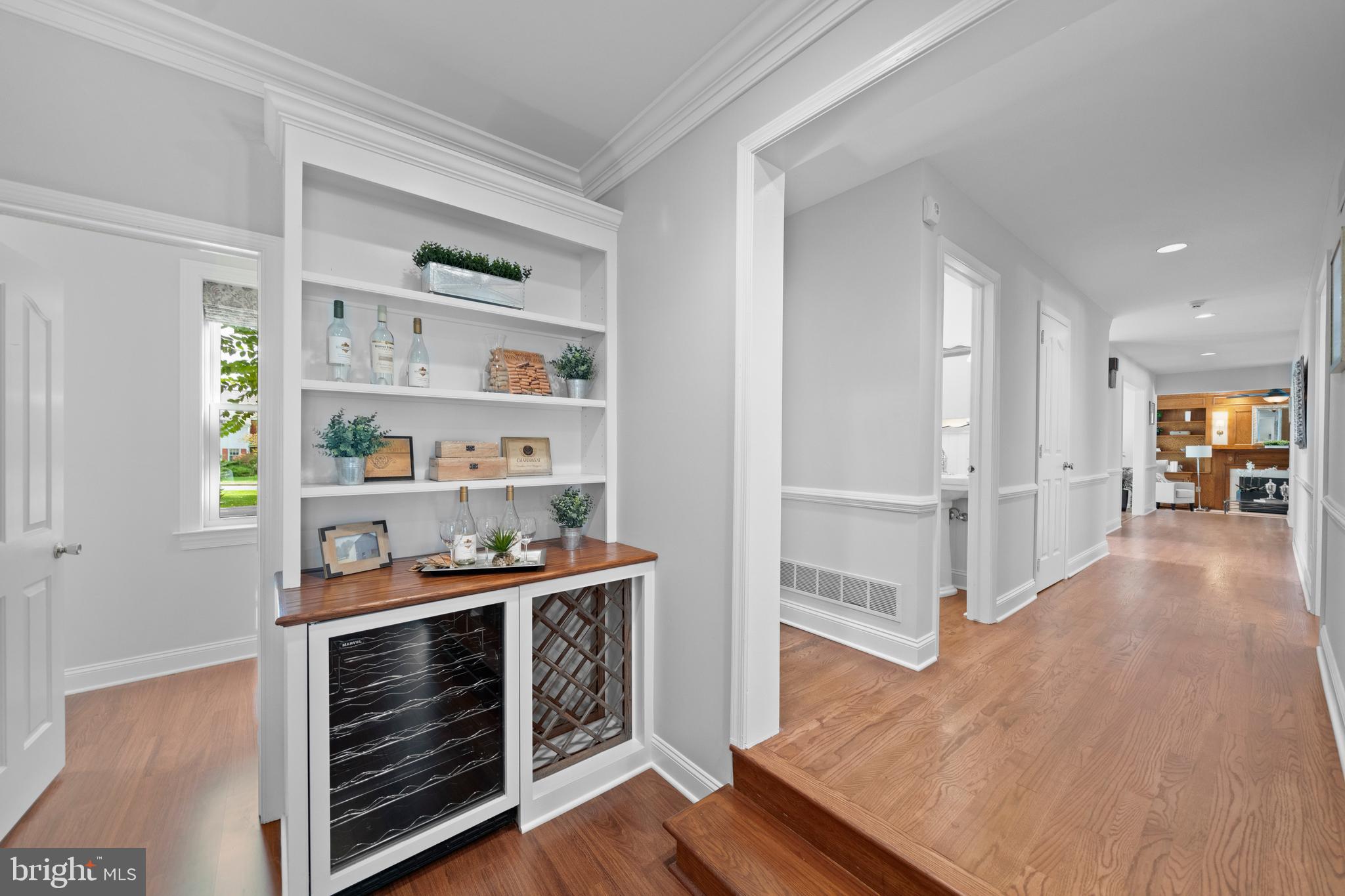 SHADOW OAK - Residential