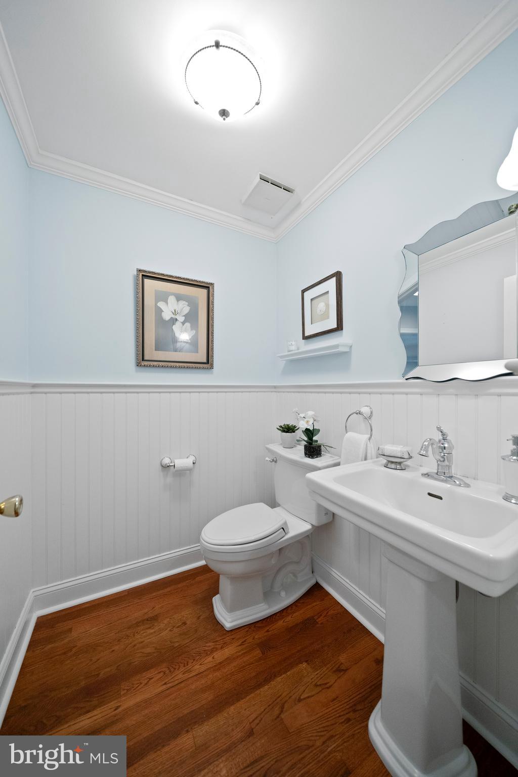 SHADOW OAK - Residential