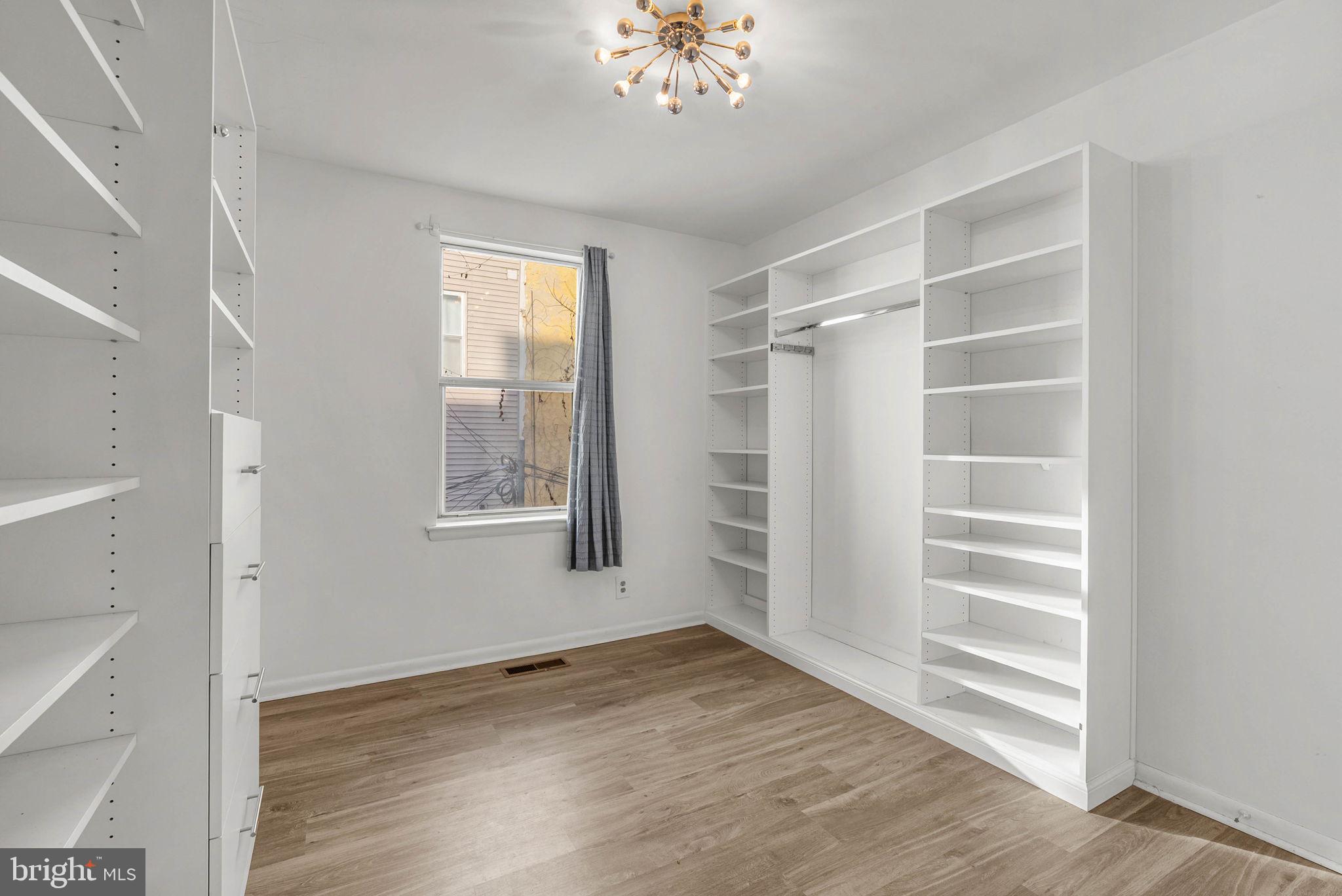 HAWTHORNE - Residential