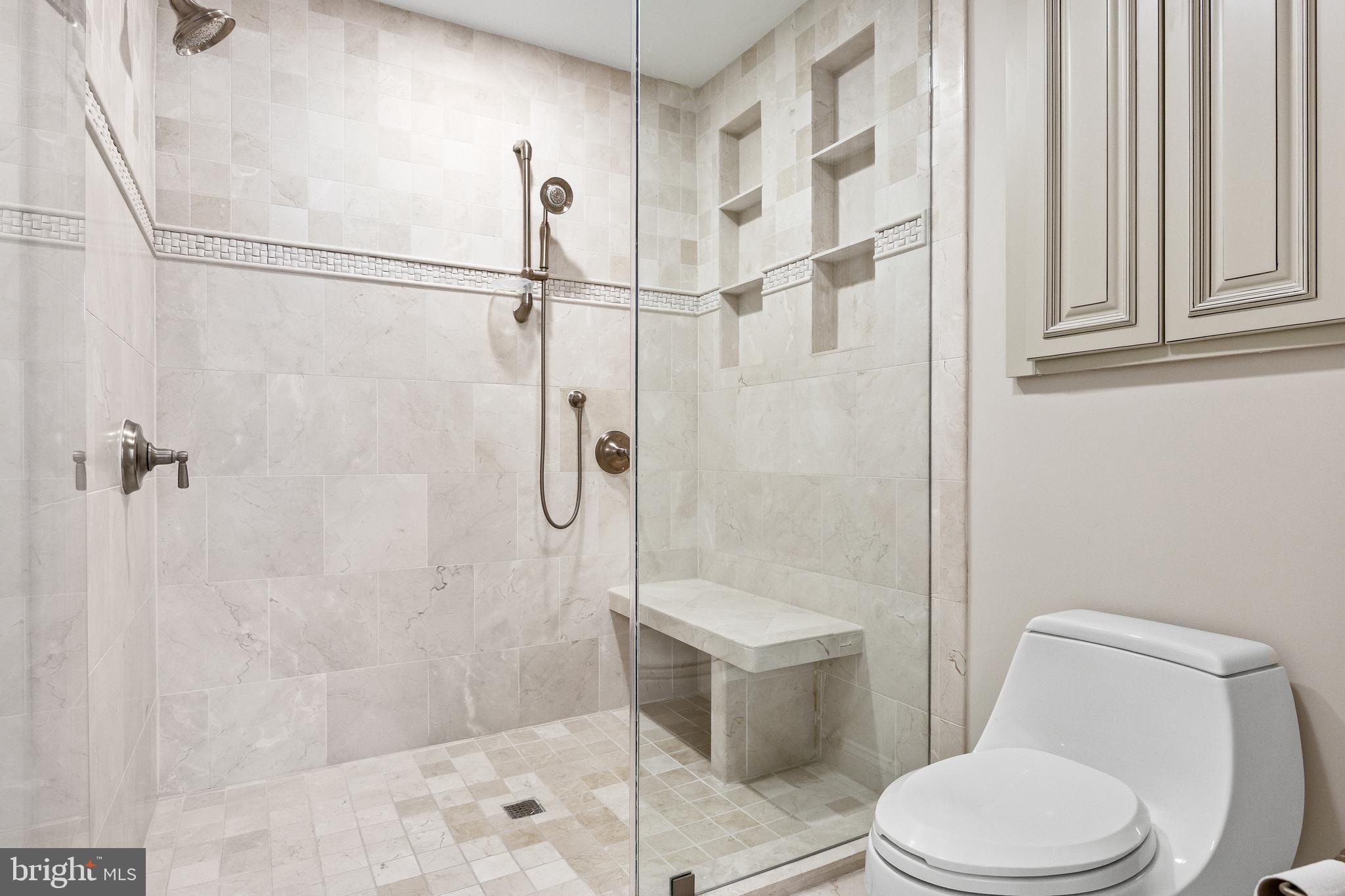 LOST TREE - Residential