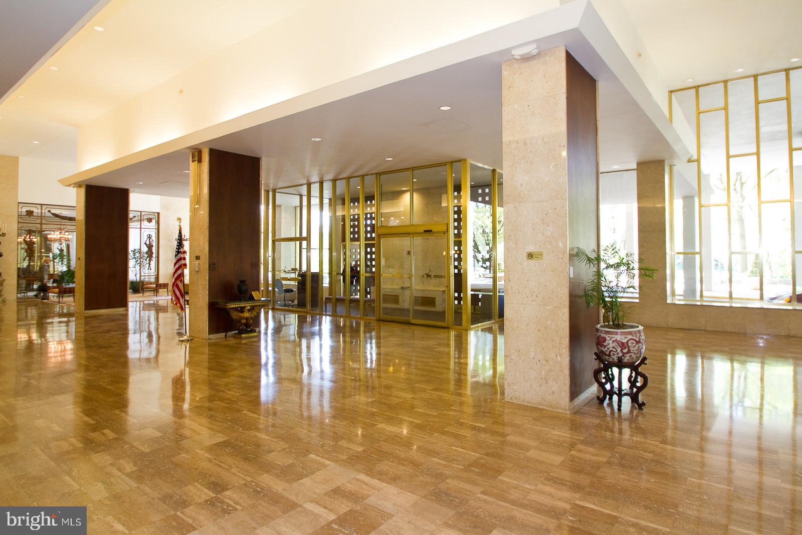 FAIRMOUNT - Residential