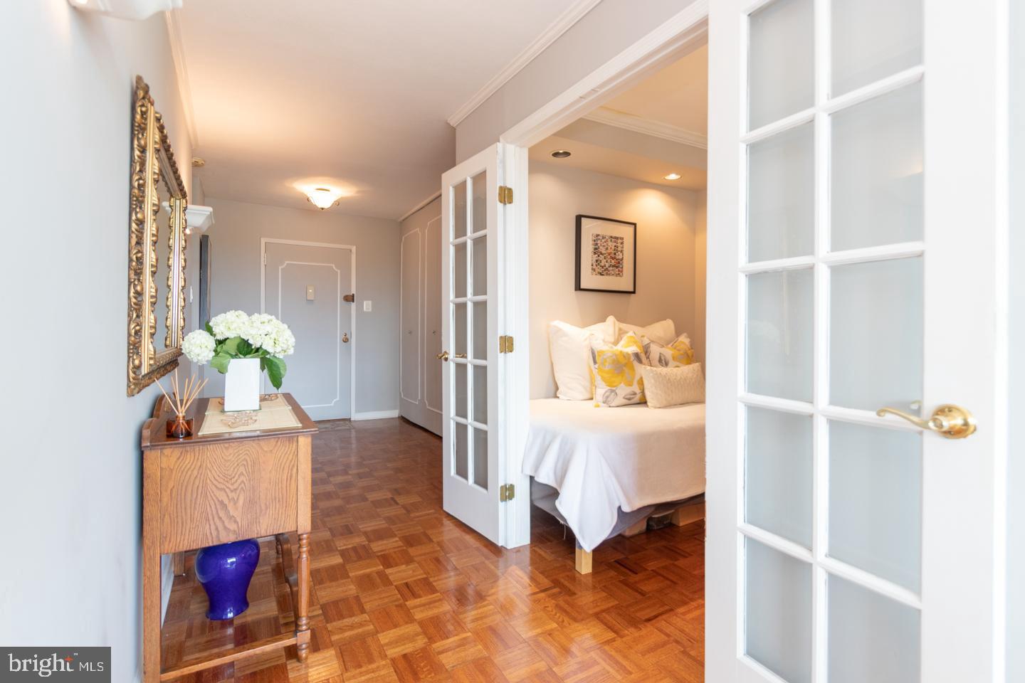 FAIRMOUNT - Residential