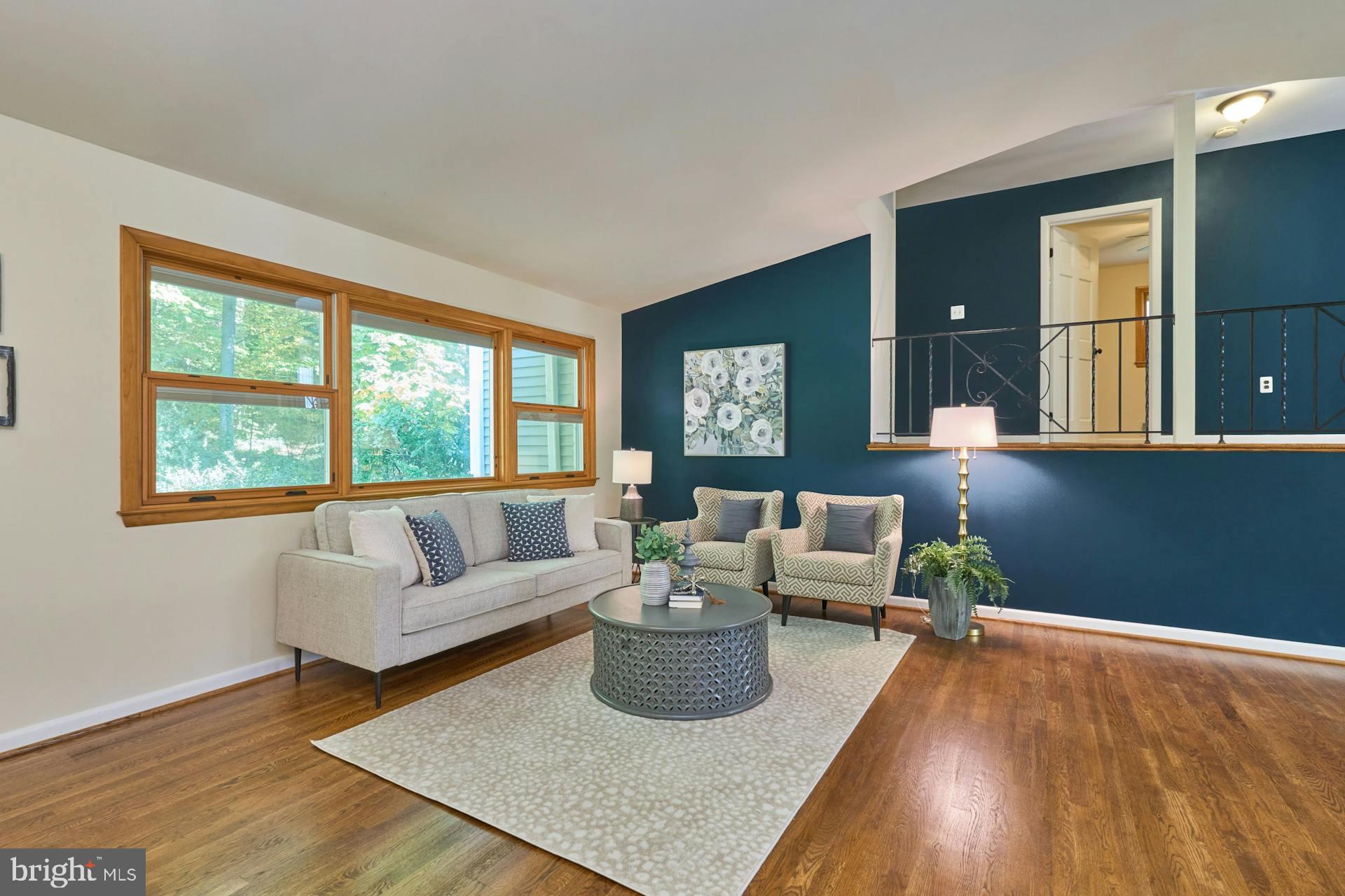 TALL OAKS - Residential