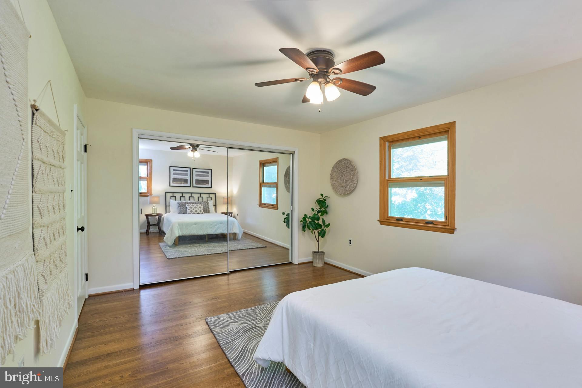 TALL OAKS - Residential