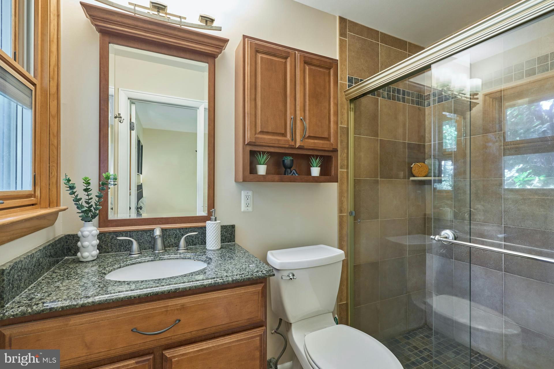 TALL OAKS - Residential