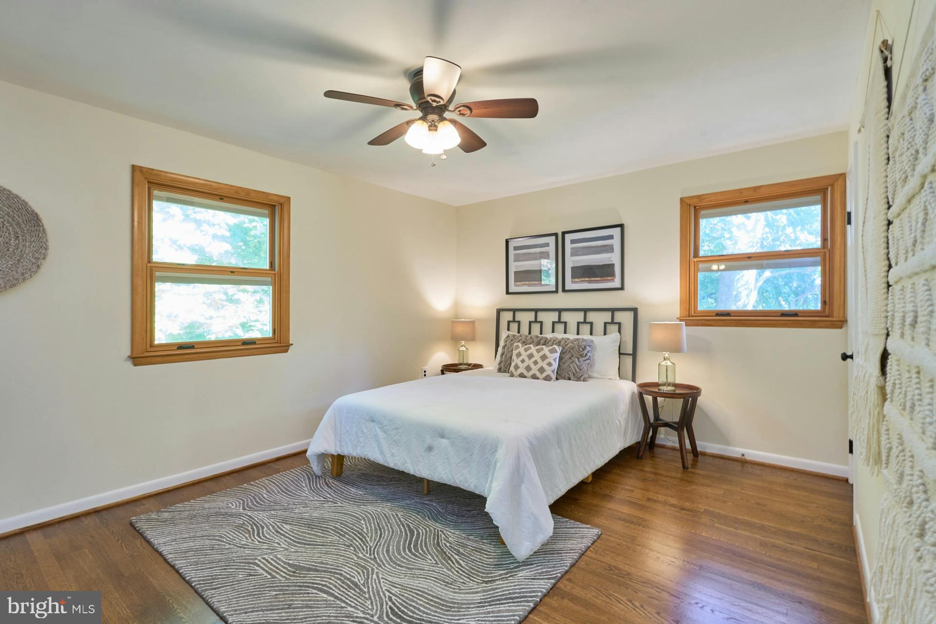 TALL OAKS - Residential