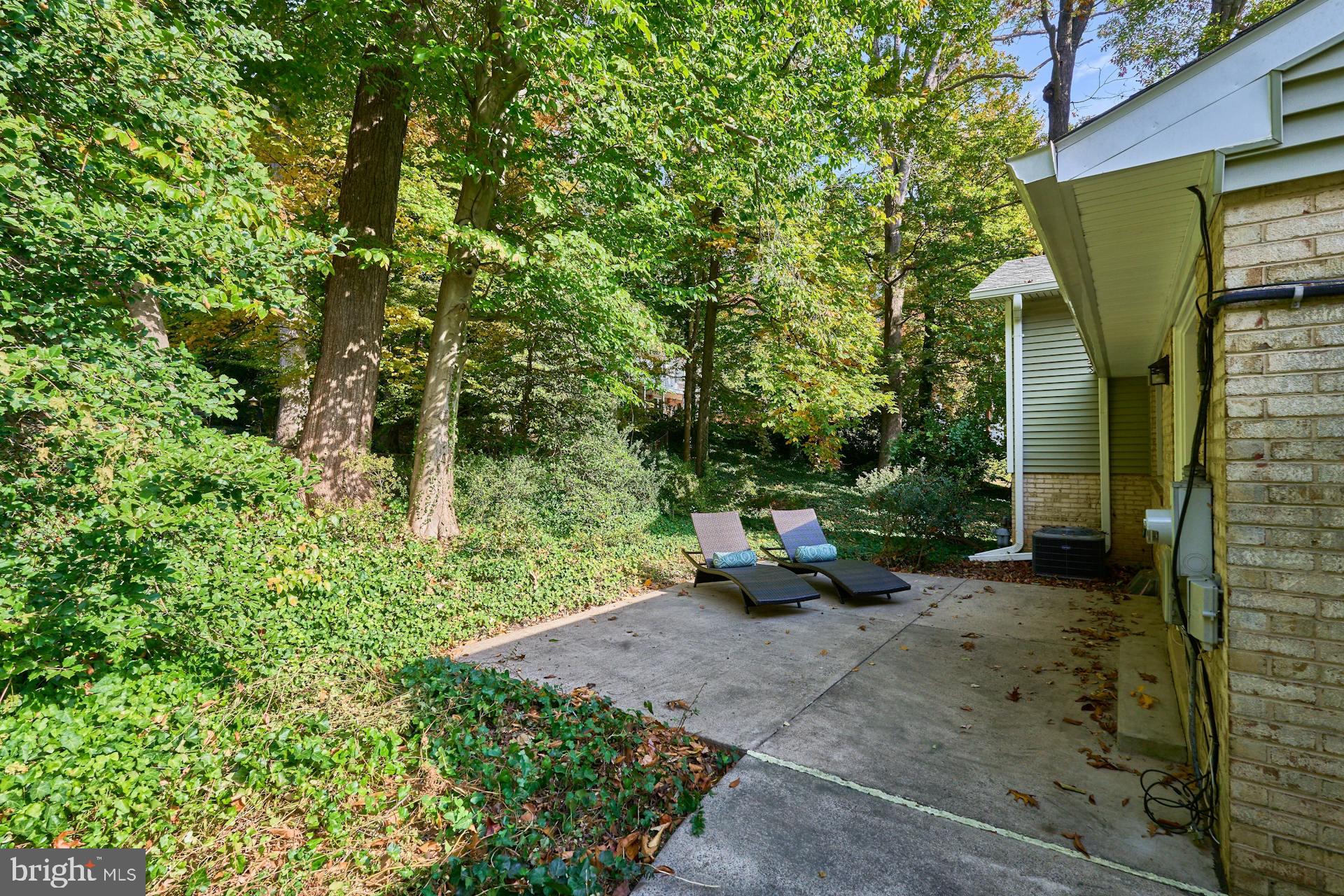 TALL OAKS - Residential