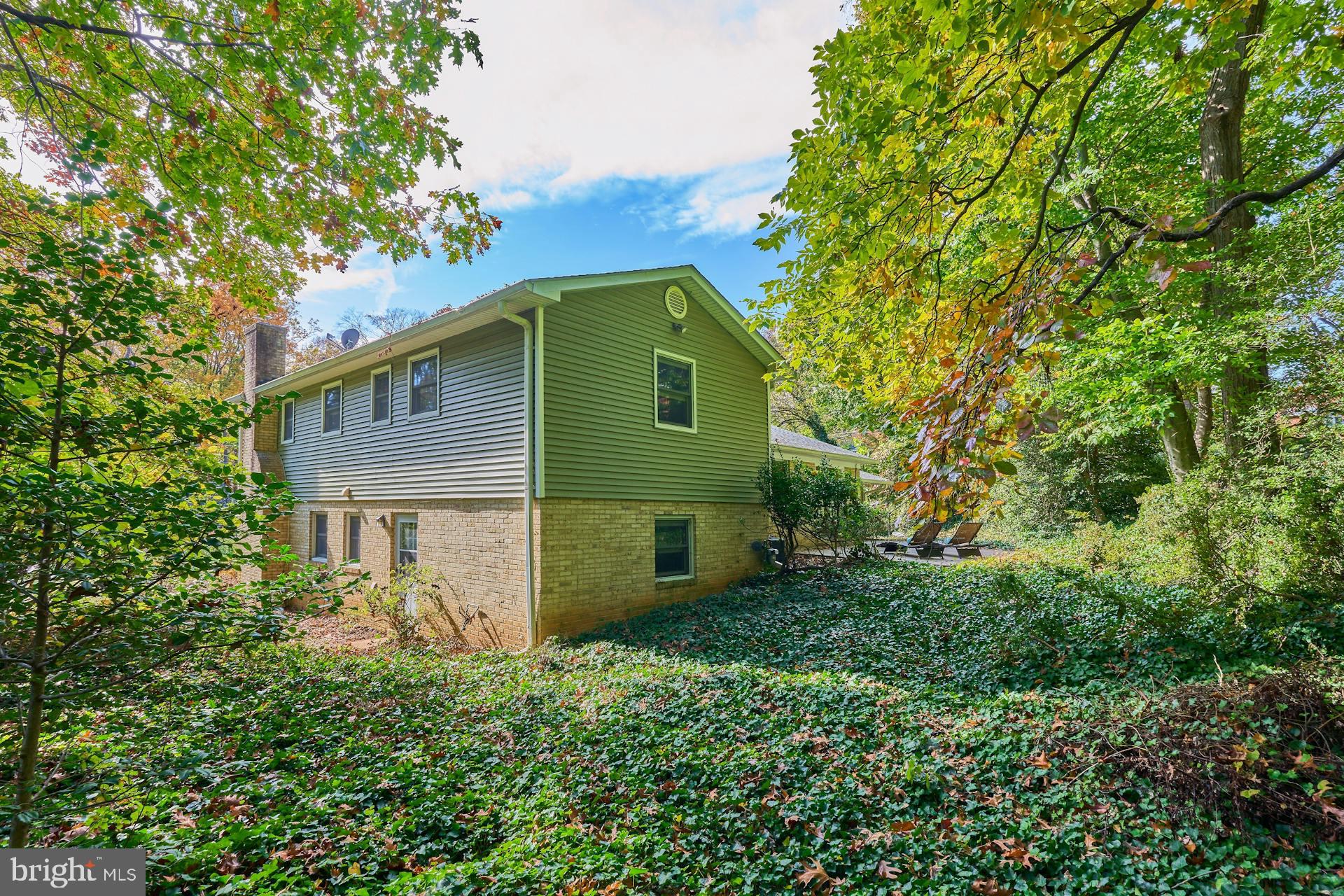 TALL OAKS - Residential