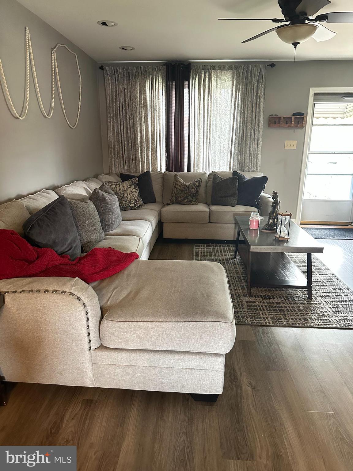 RHAWNHURST - Residential