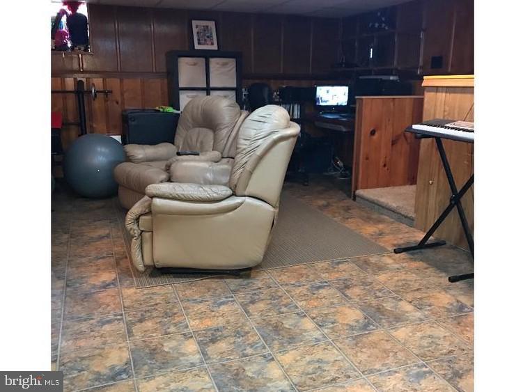 RHAWNHURST - Residential