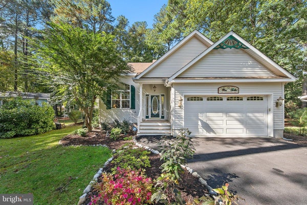 12 COVENTRY CT, BERLIN, MD 21811 - Image 2764114ca73420a8b3c8dcf7ea33cdf4/106229160