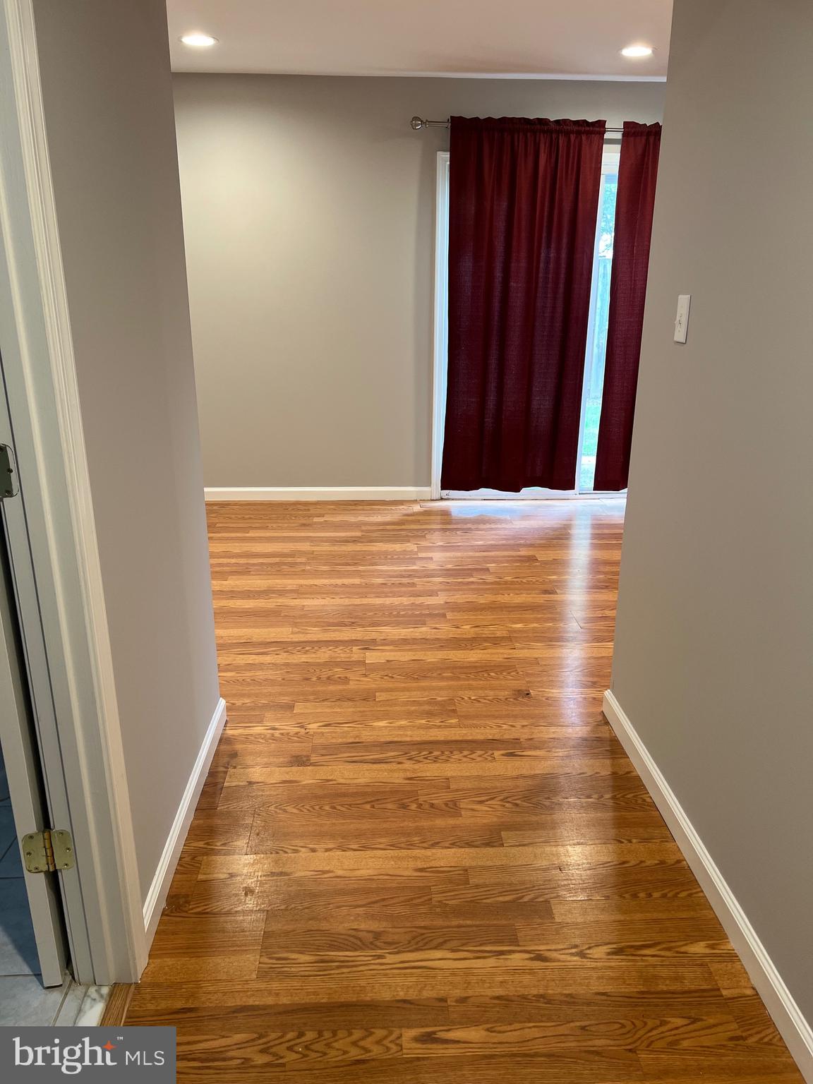 SENECA PARK - Residential