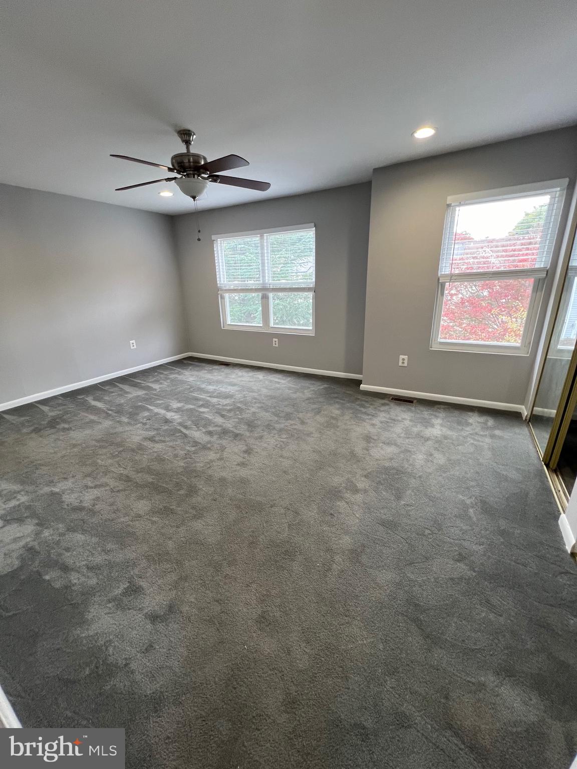 SENECA PARK - Residential