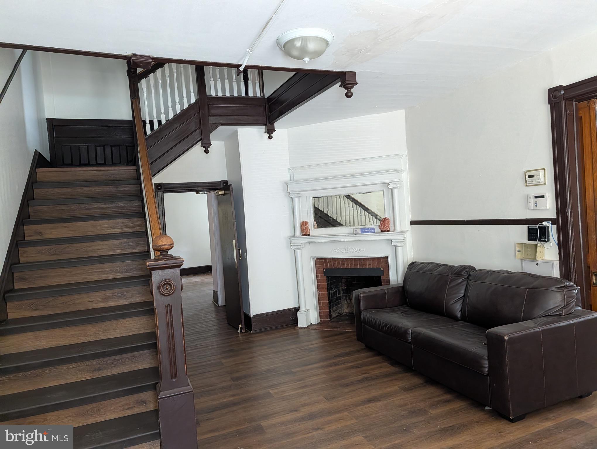 15 WASHINGTON STREET