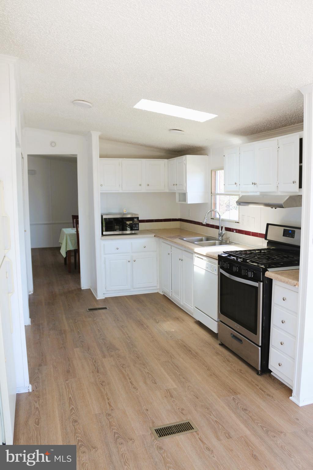 HIGHLAND MANOR - Residential