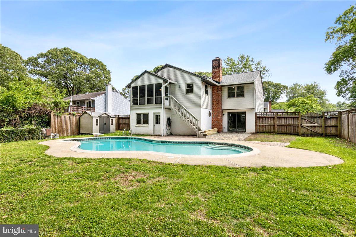 WEST MAGOTHY MANOR - Residential