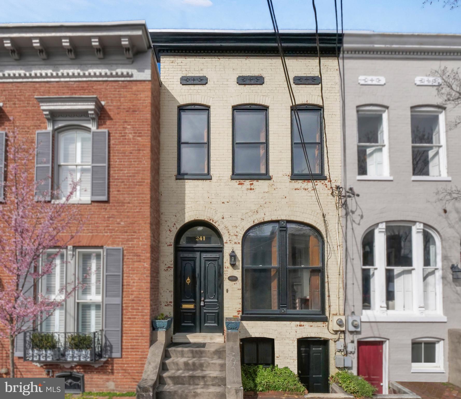 DOWNTOWN FREDERICK - Residential