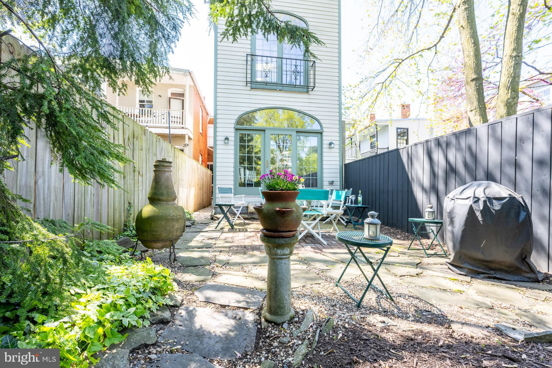 DOWNTOWN FREDERICK - Residential