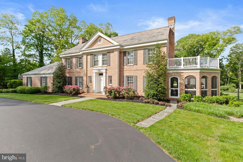 Photo of 121 Eshelman Road, LANCASTER, PA 17601 (MLS # PALA2070526)