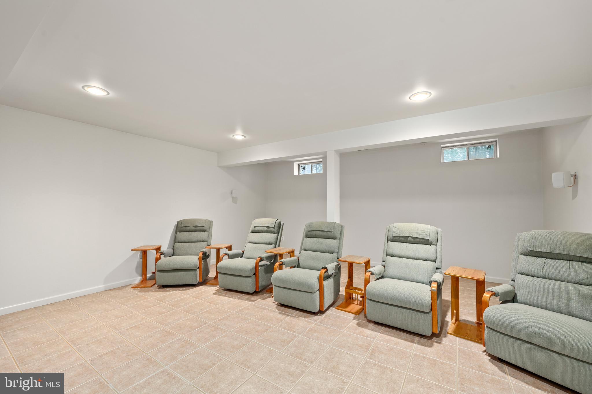 GREAT OAK - Residential