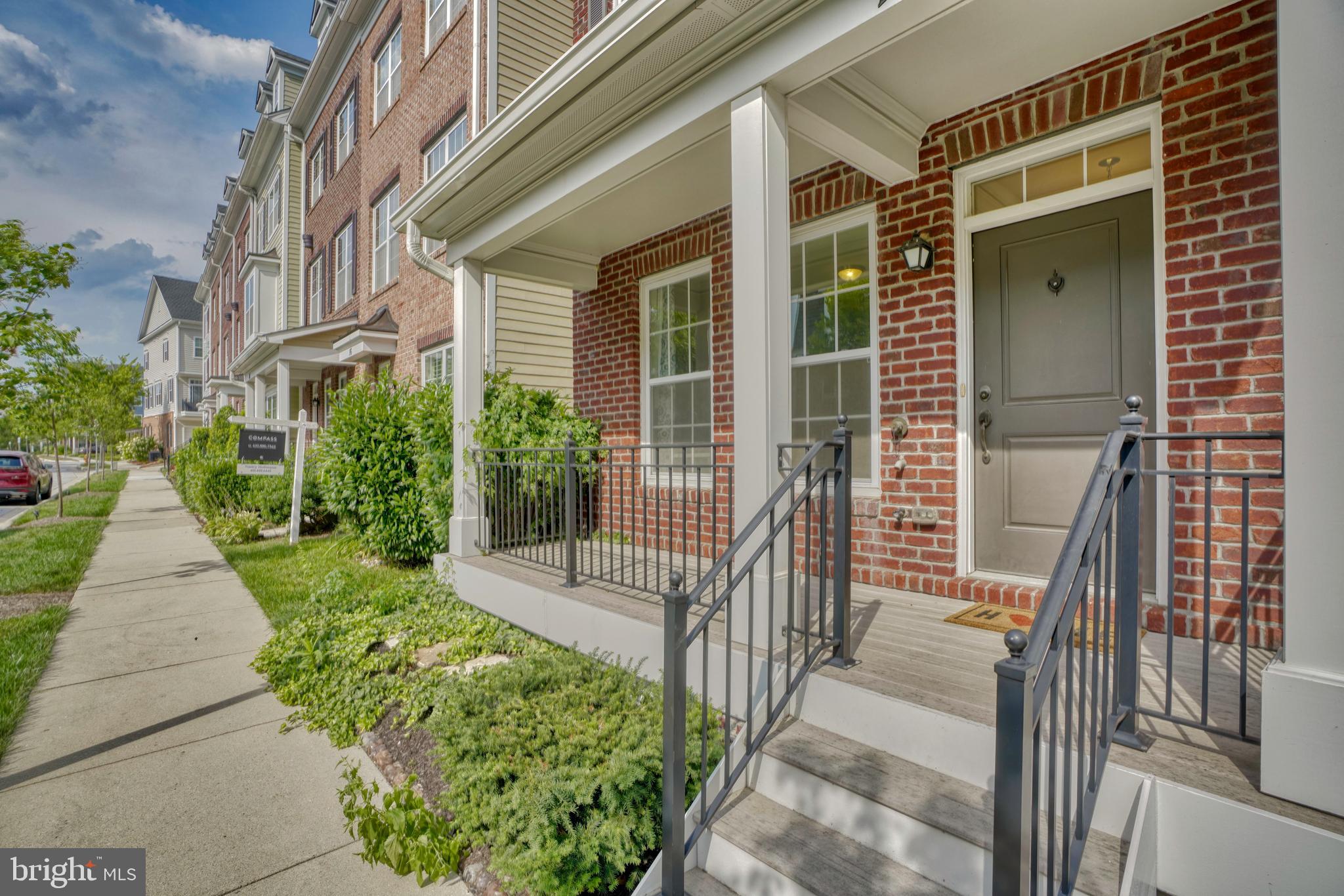 14 MERIDIAN LANE