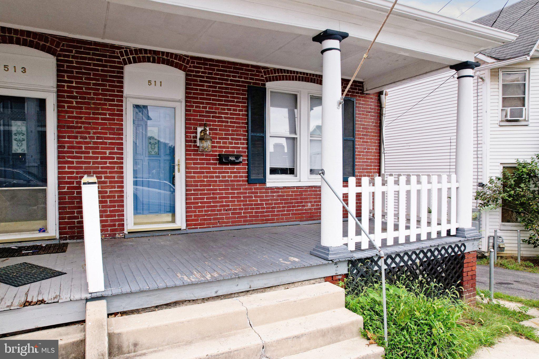 511 ROSE HILL AVENUE