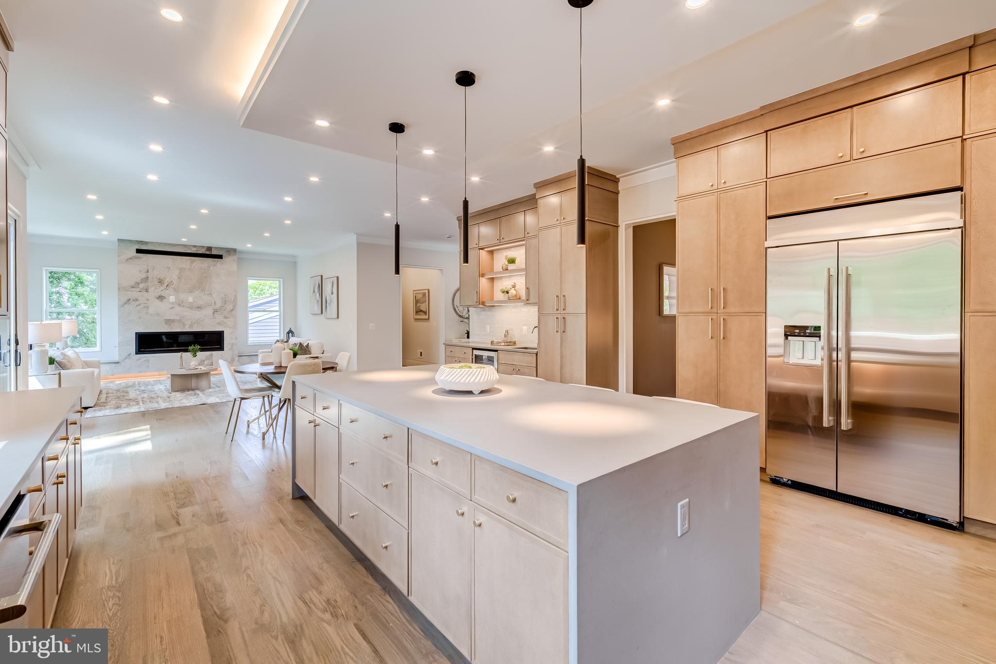 VIENNA WOODS - Residential