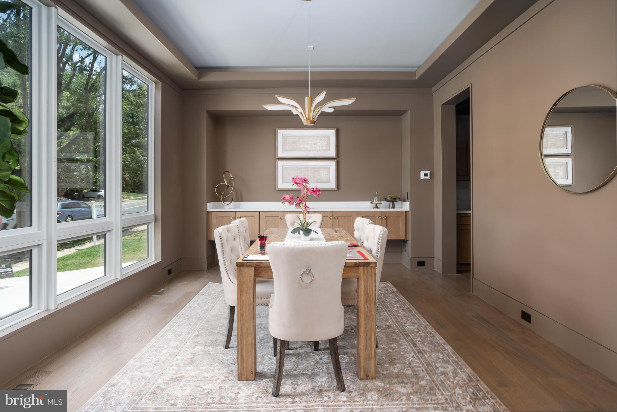 VIENNA WOODS - Residential