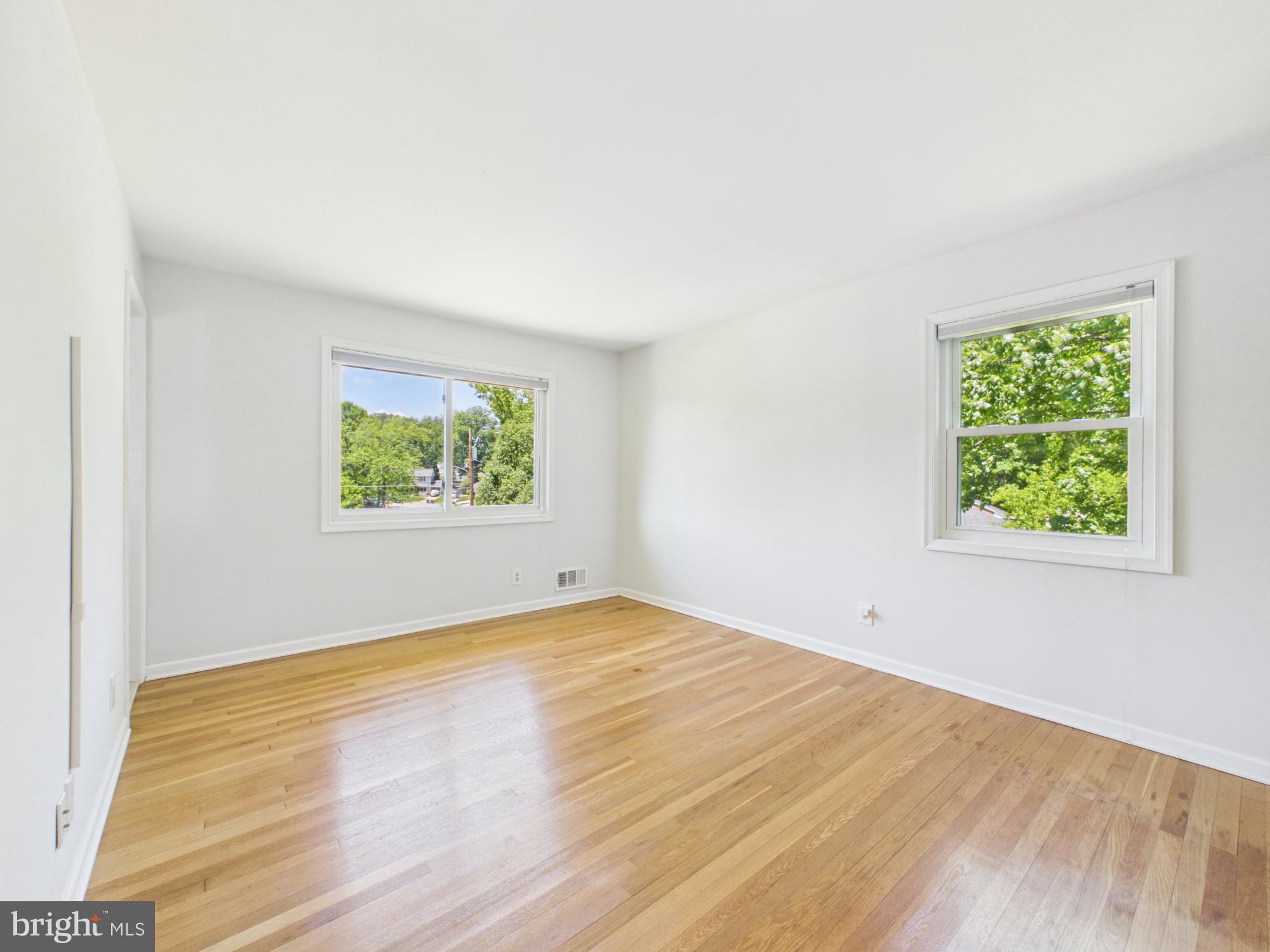 NORTH SPRINGFIELD - Residential
