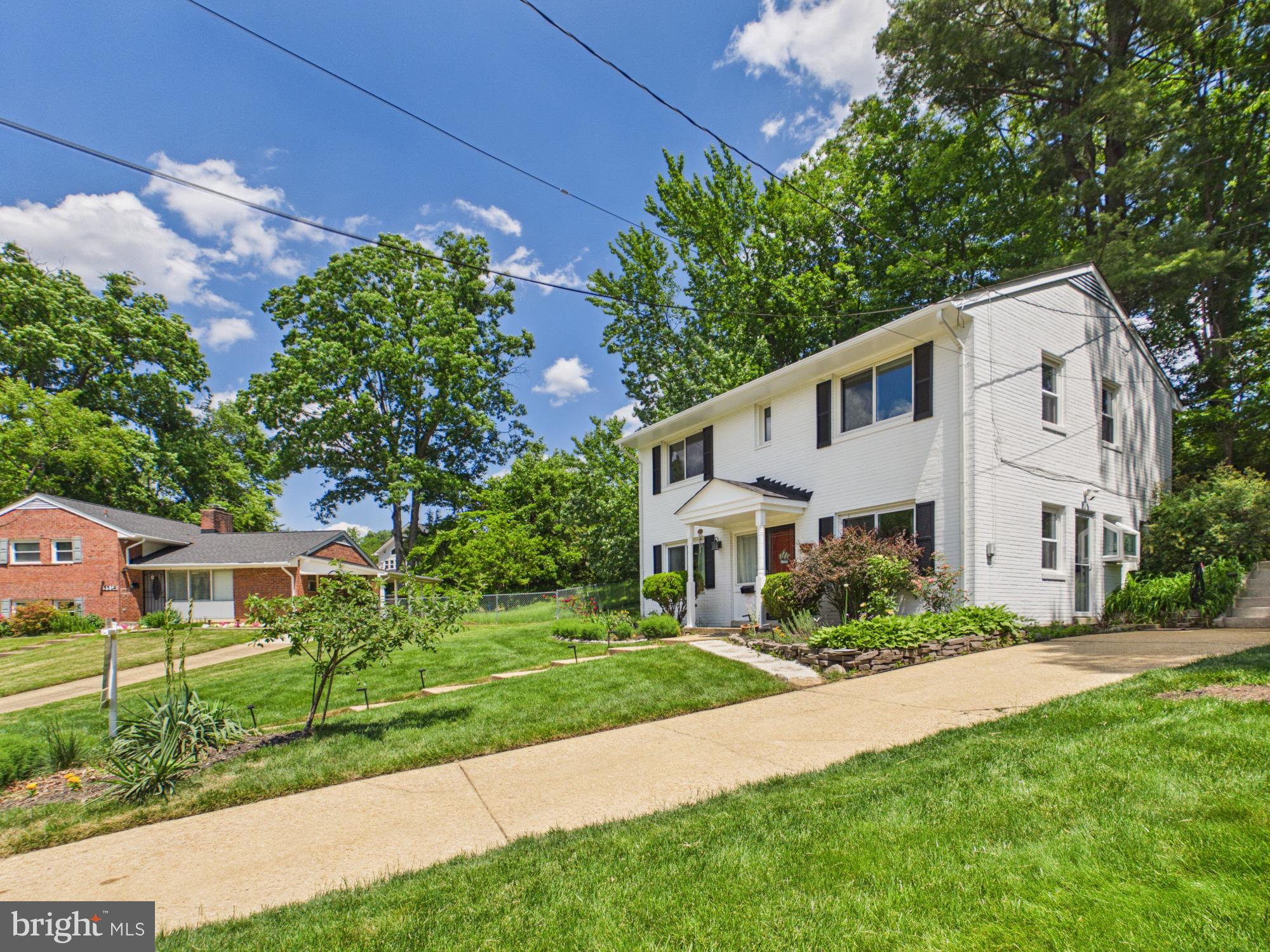 NORTH SPRINGFIELD - Residential