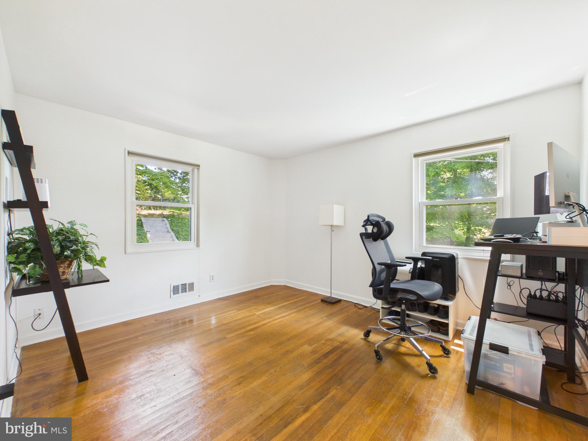 NORTH SPRINGFIELD - Residential