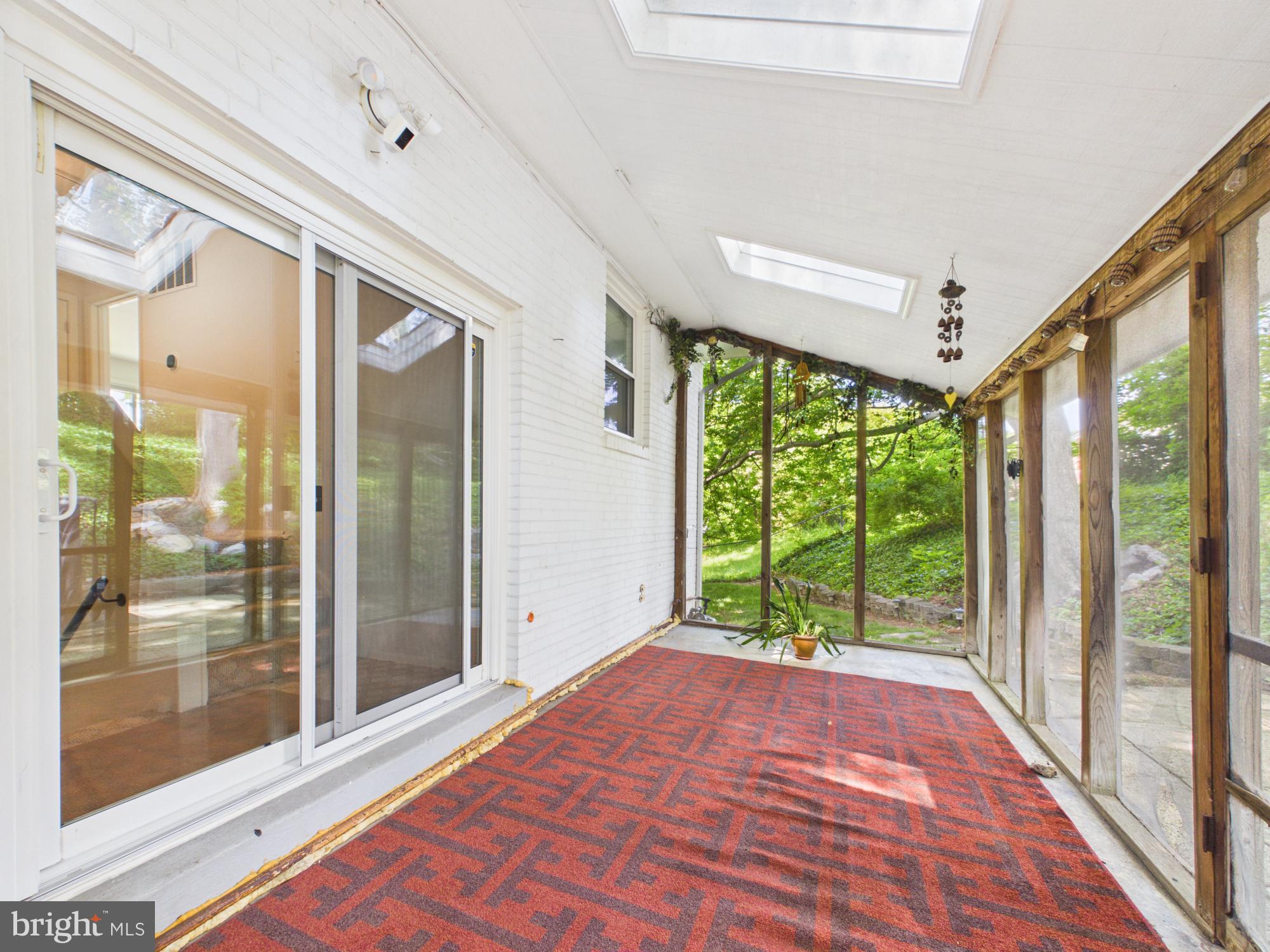 NORTH SPRINGFIELD - Residential