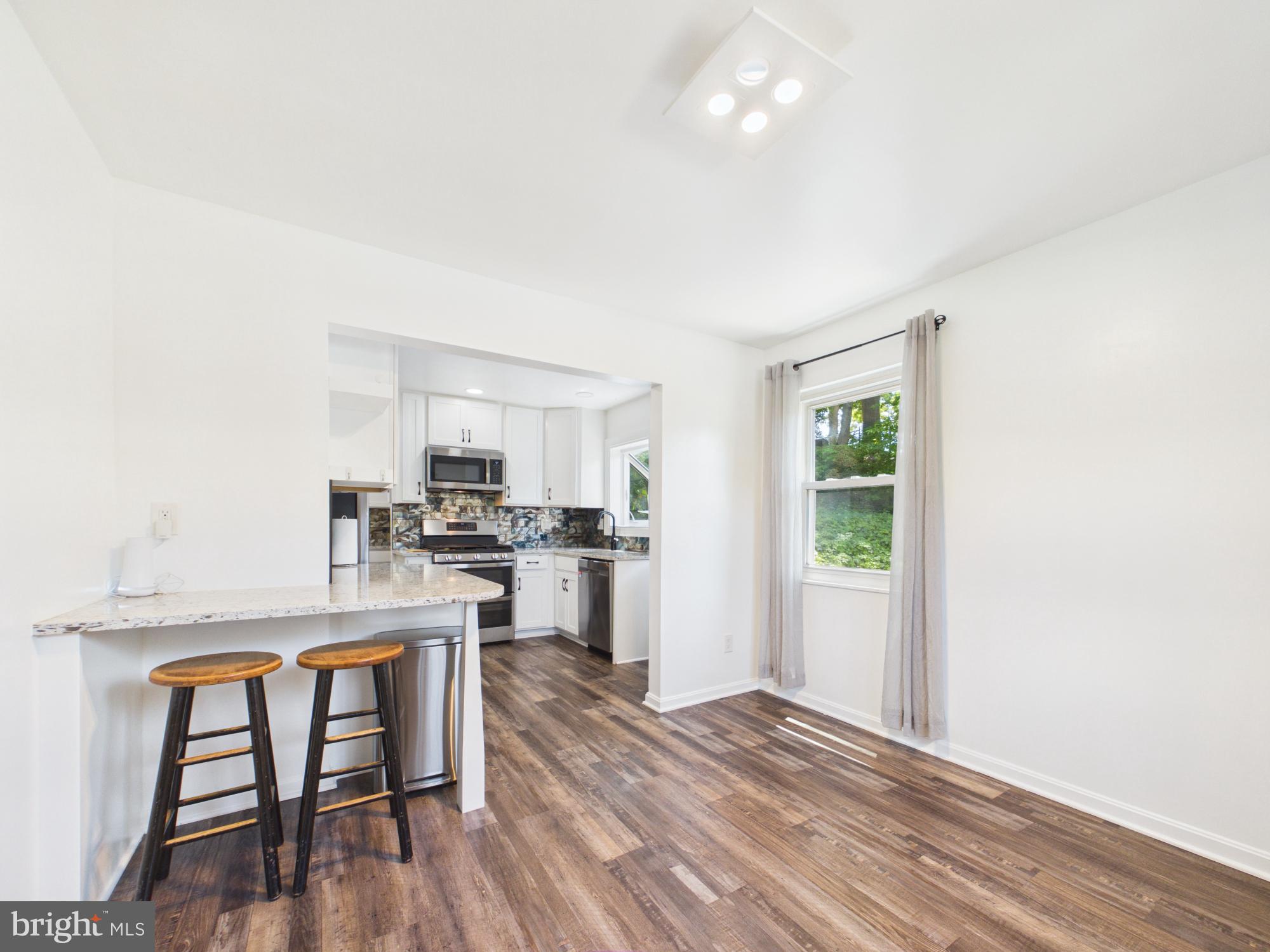 NORTH SPRINGFIELD - Residential