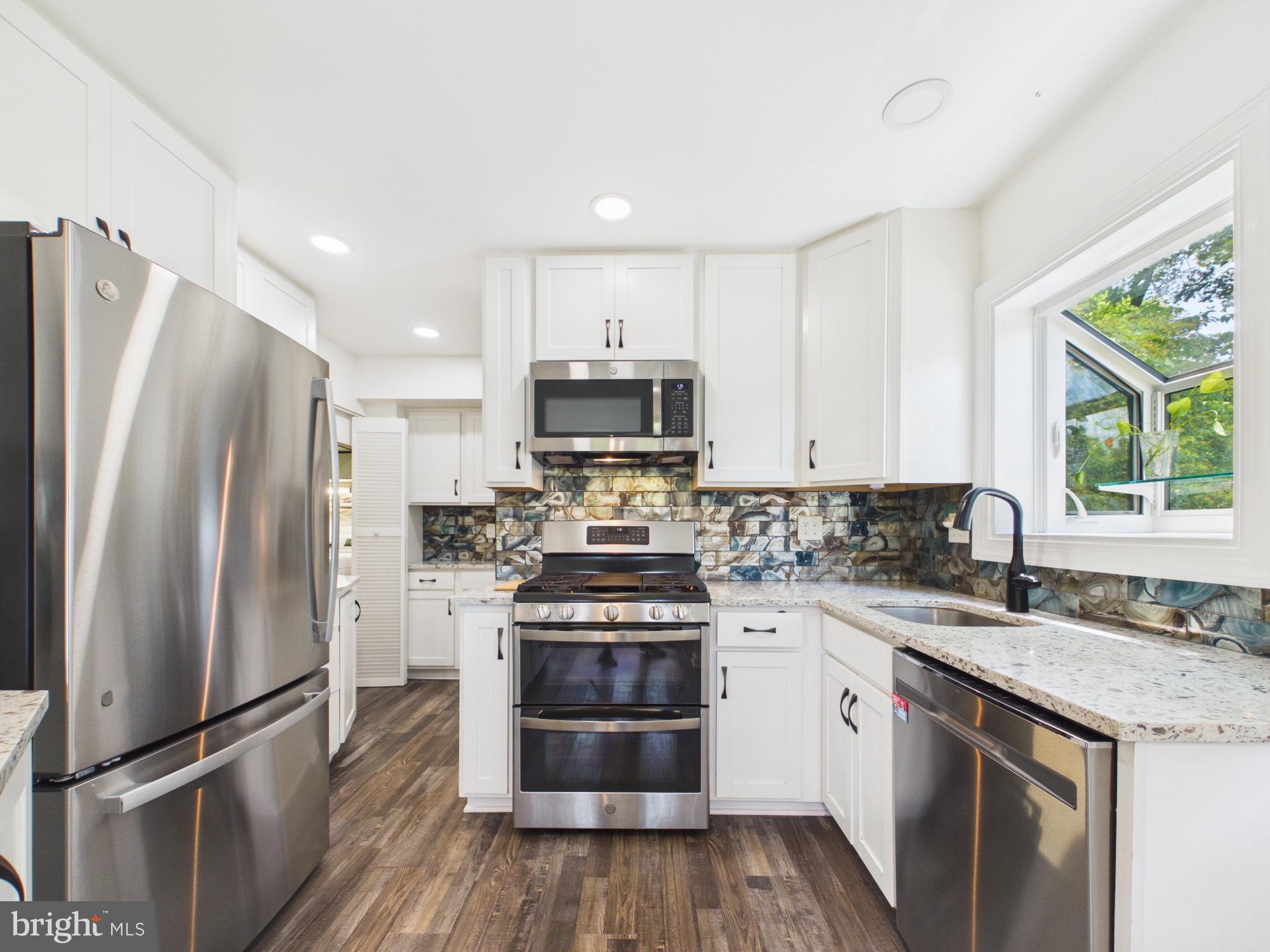 NORTH SPRINGFIELD - Residential