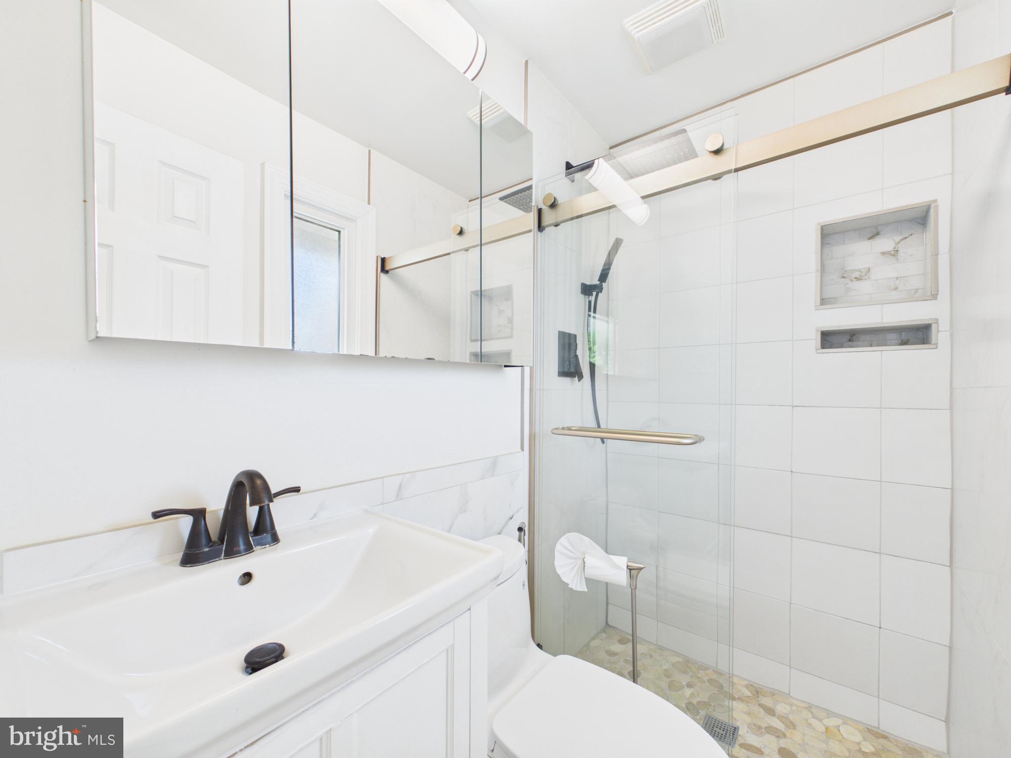 NORTH SPRINGFIELD - Residential