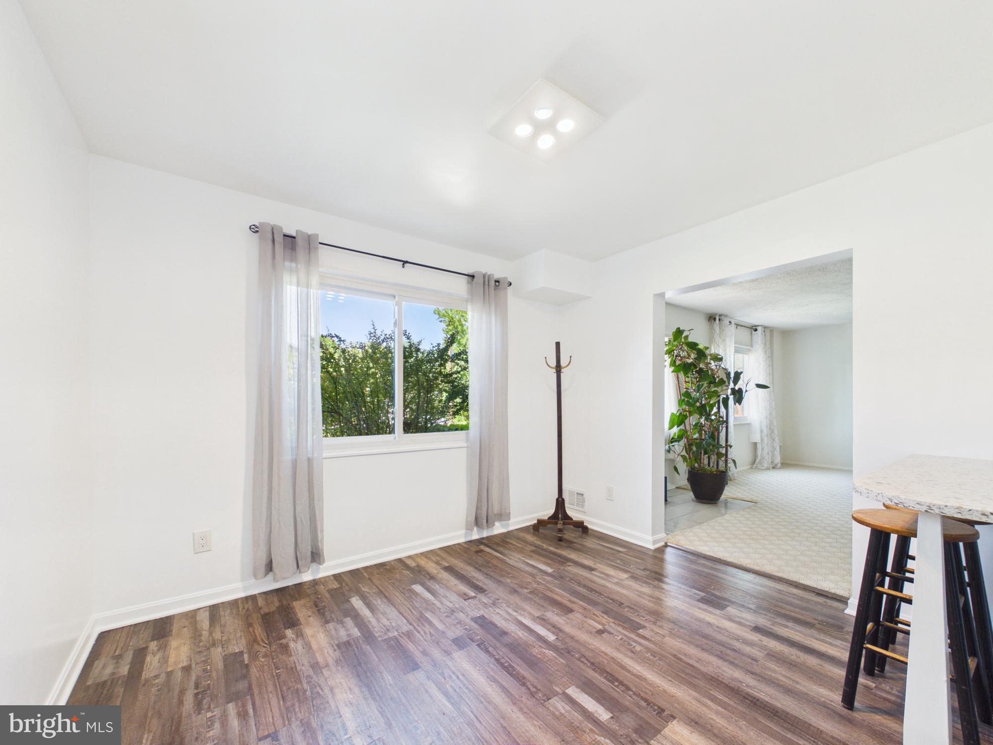 NORTH SPRINGFIELD - Residential
