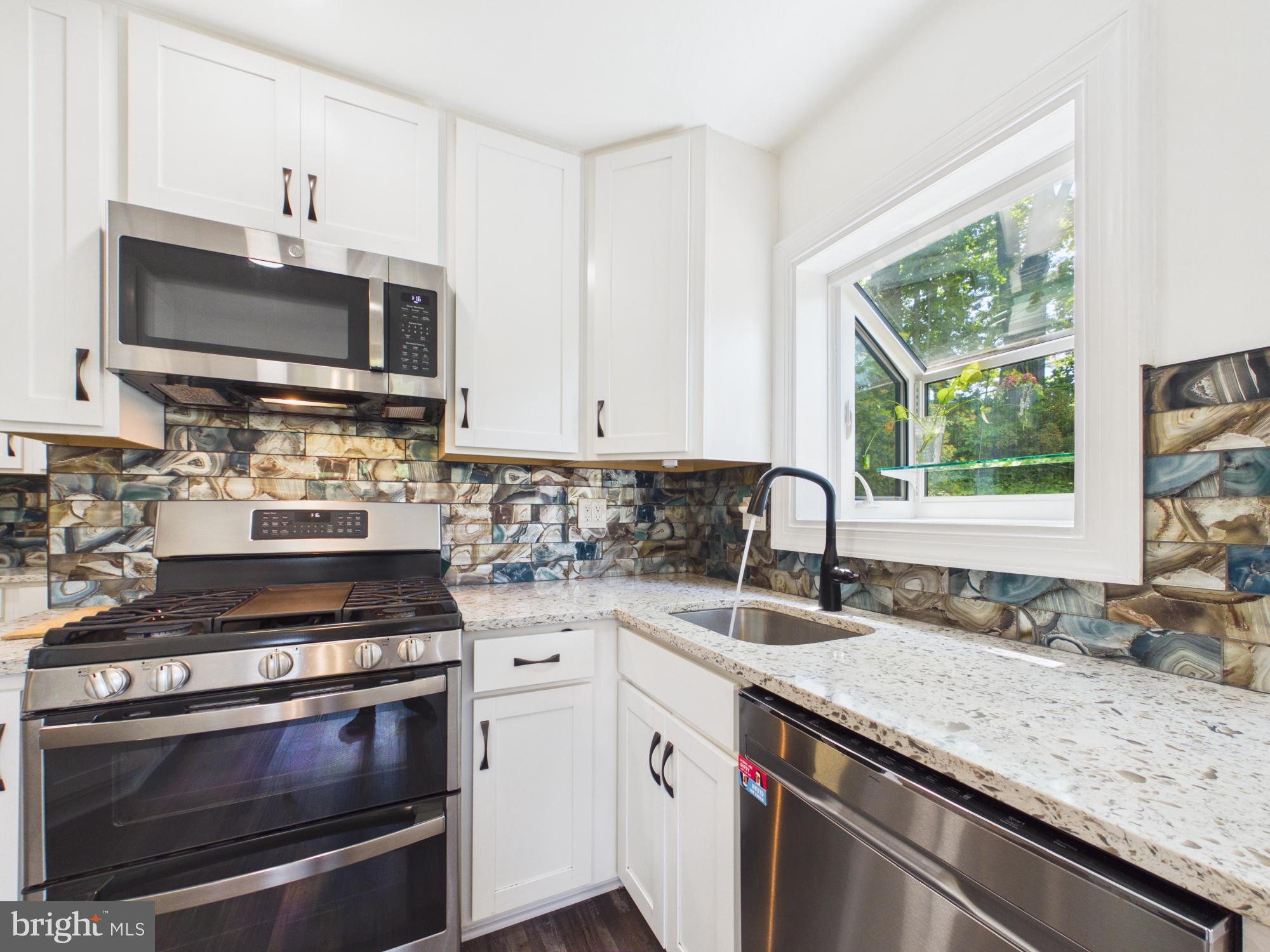NORTH SPRINGFIELD - Residential