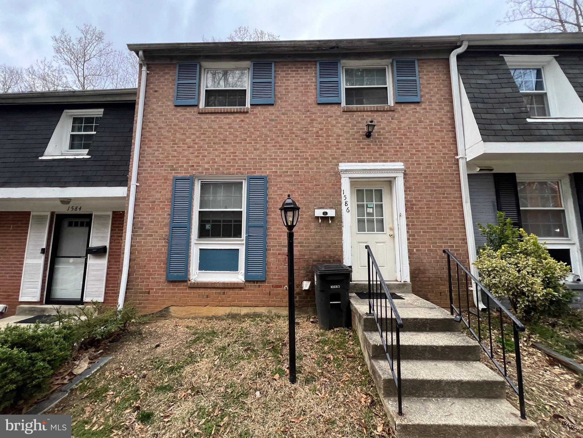 PINEWOOD HILL - Residential