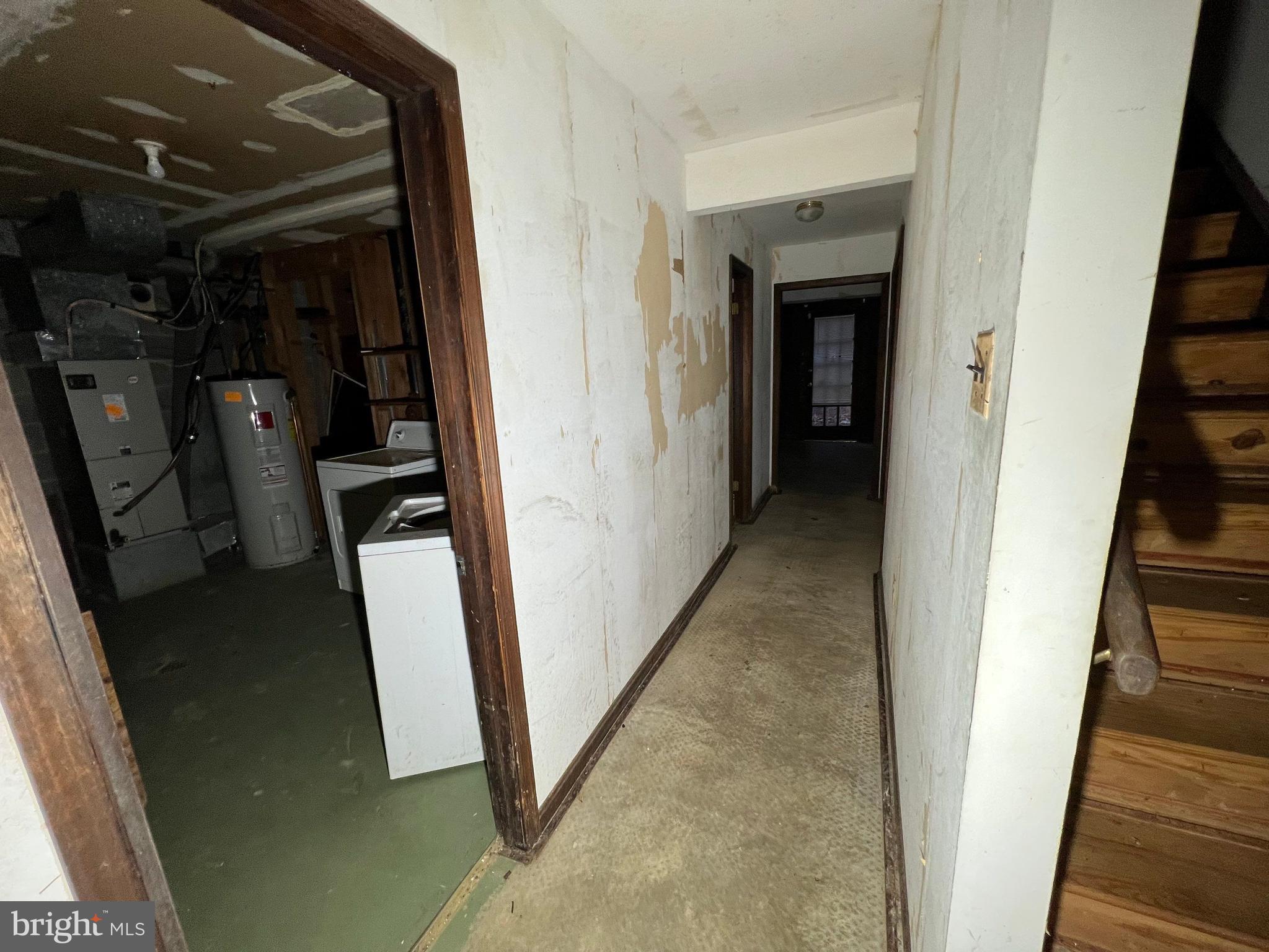 PINEWOOD HILL - Residential