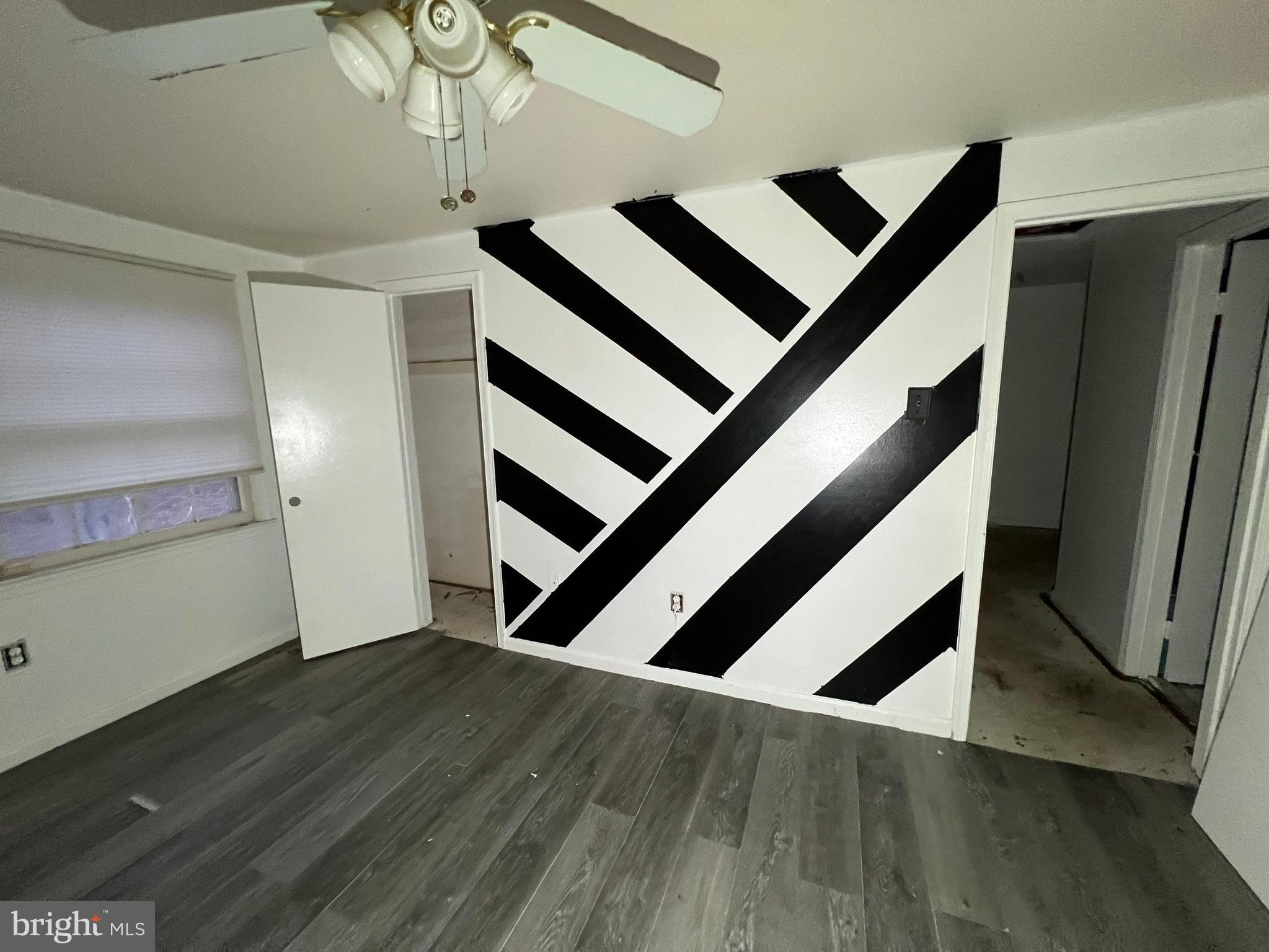 PINEWOOD HILL - Residential